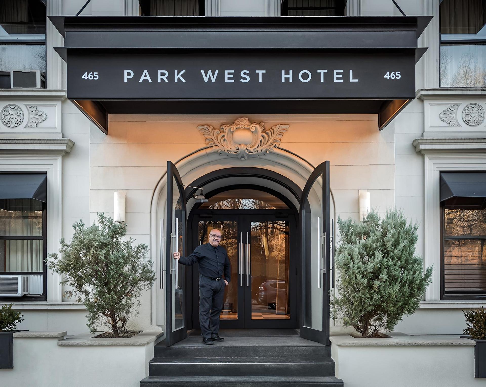 Park West Hotel photo 6