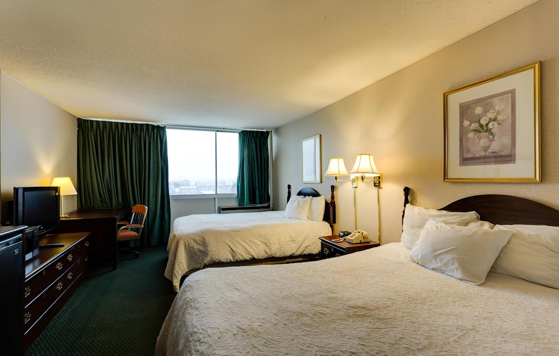 University Hotel & Suites photo 15