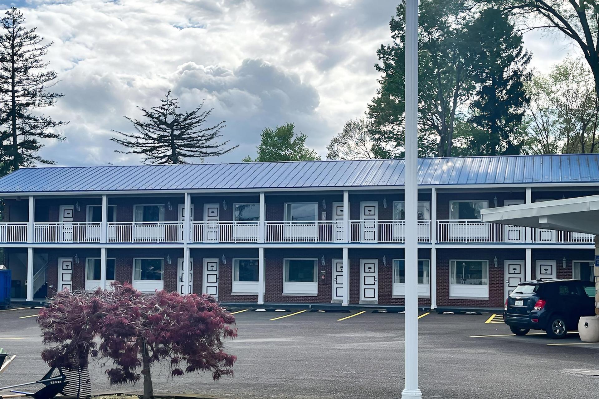 Motel 6 Fairmont, WV - Downtown photo 12
