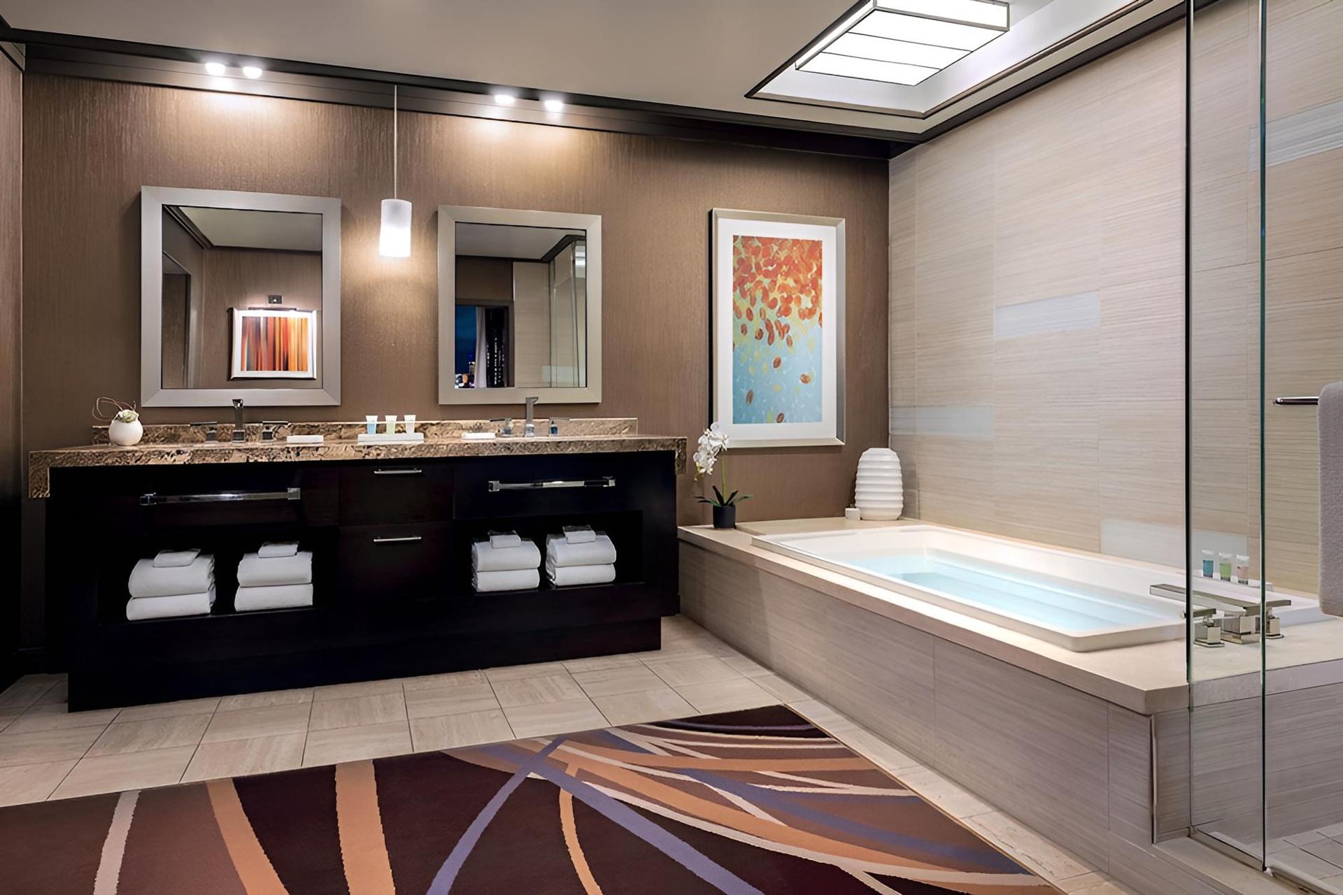 The Mirage Hotel & Casino photo 6