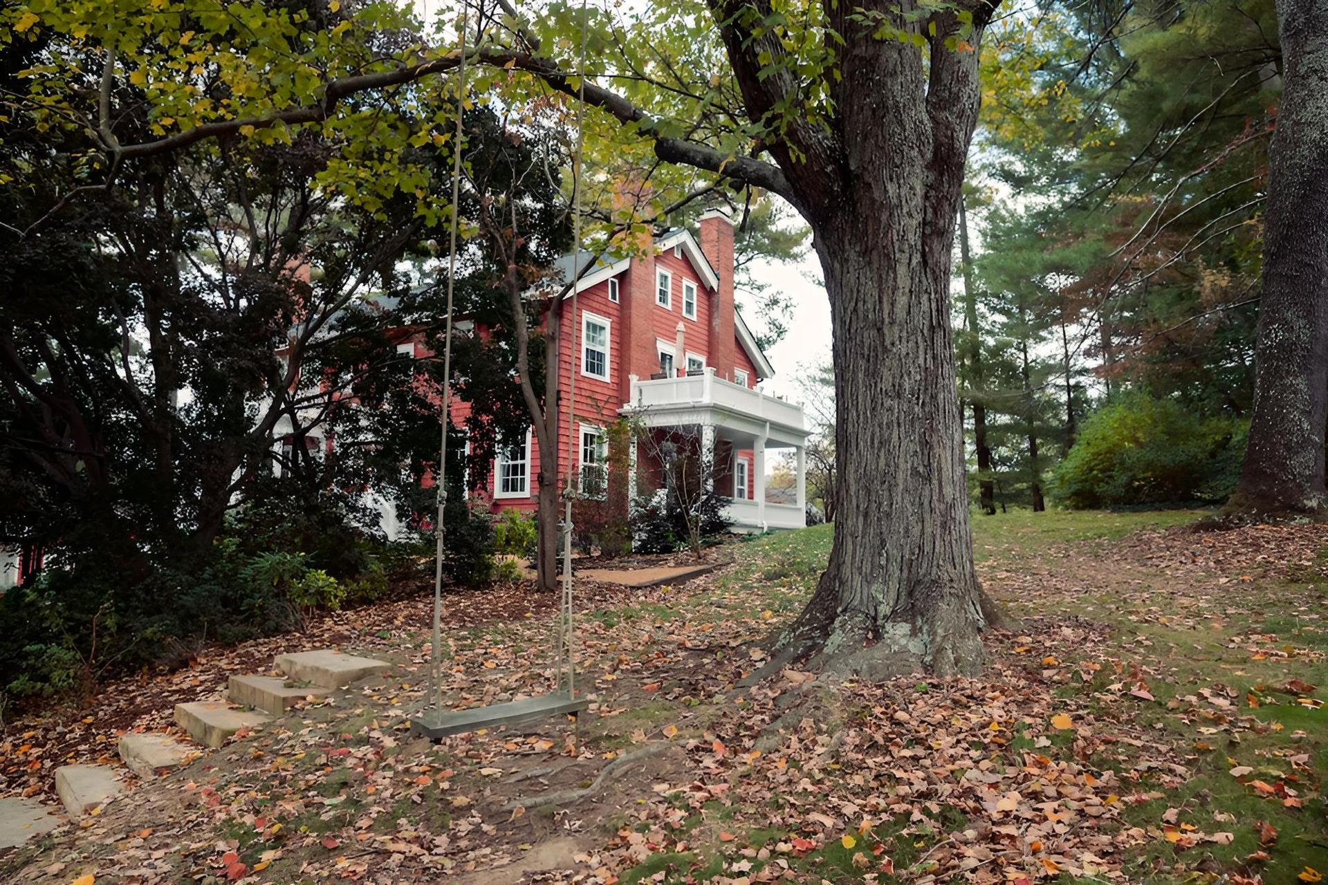 The Applewood Manor photo 8