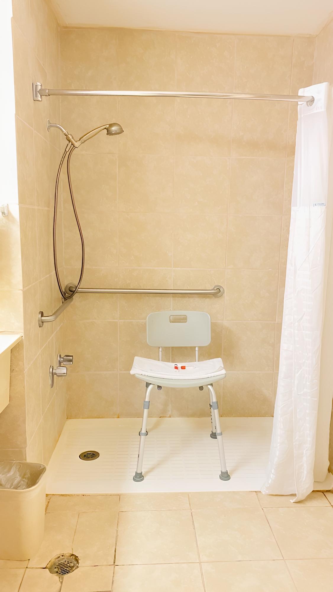 Ramada by Wyndham Walterboro photo 28