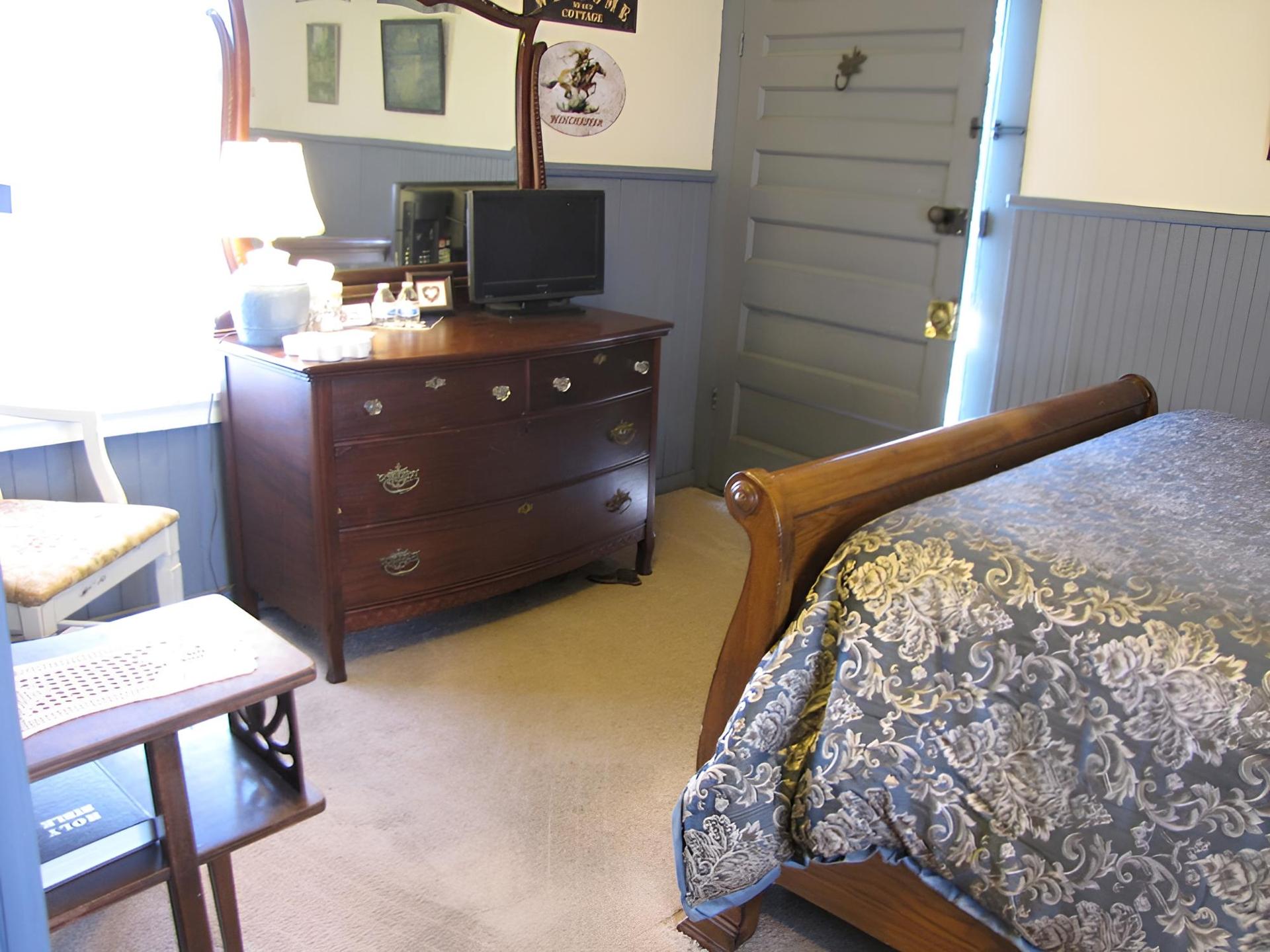 Main Street Bed & Breakfast Established in 1810 photo 39
