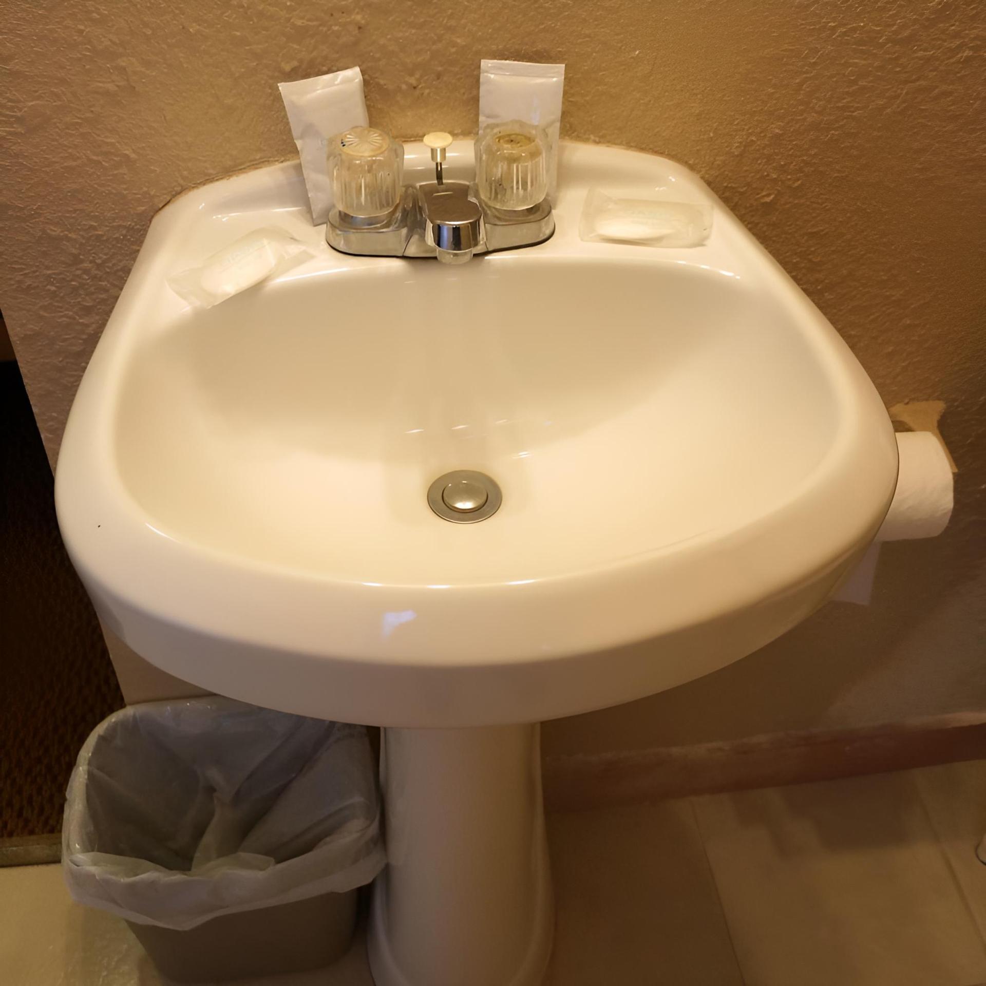 White Mountain Motel photo 3
