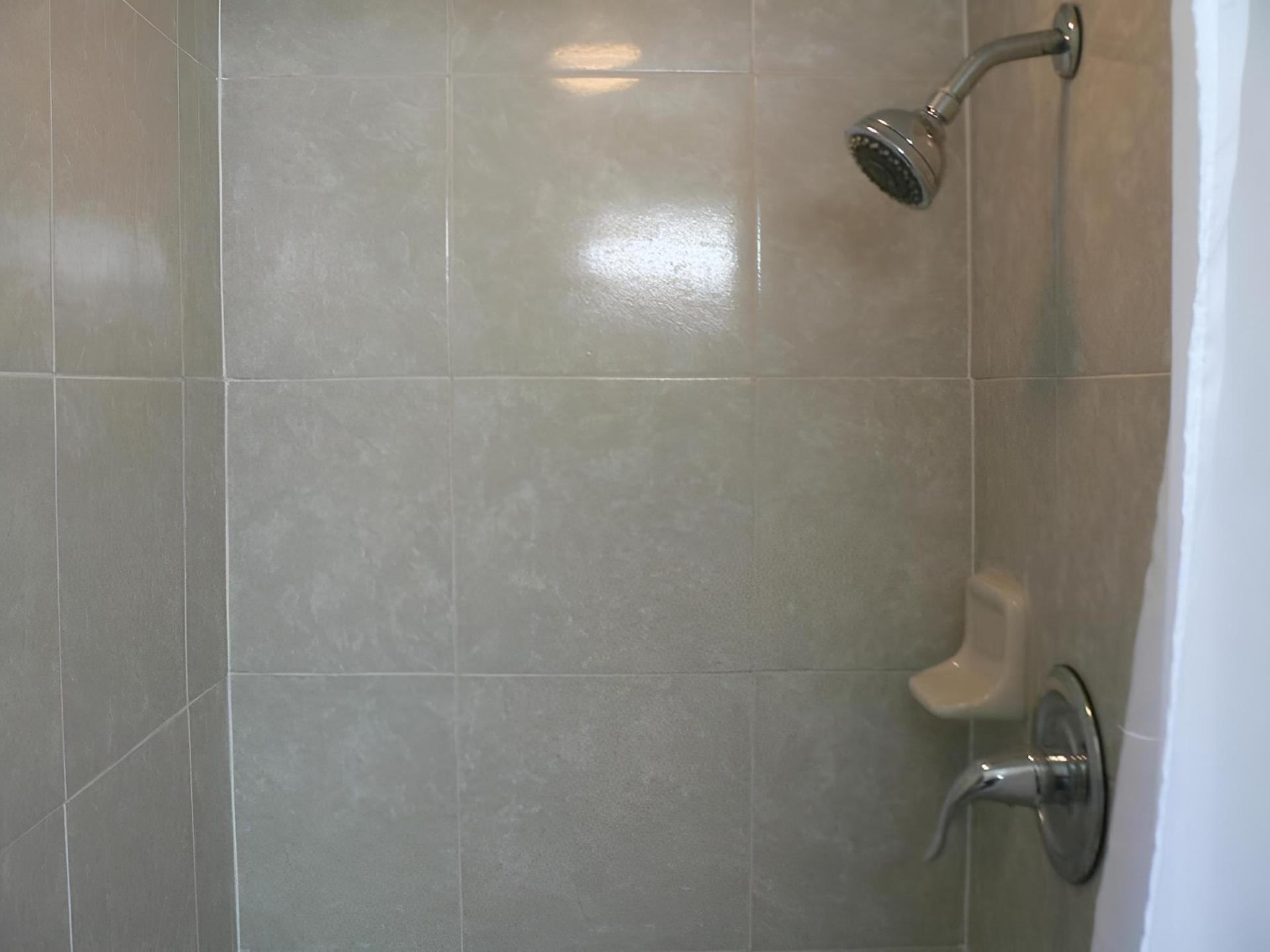 Howard's Motel photo 13