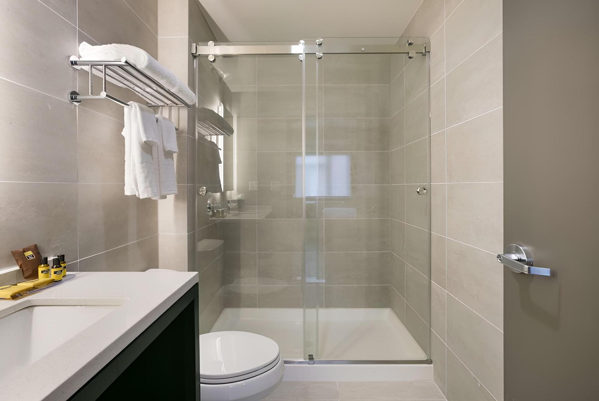 Best Western Plus Executive Residency Bronx photo 7