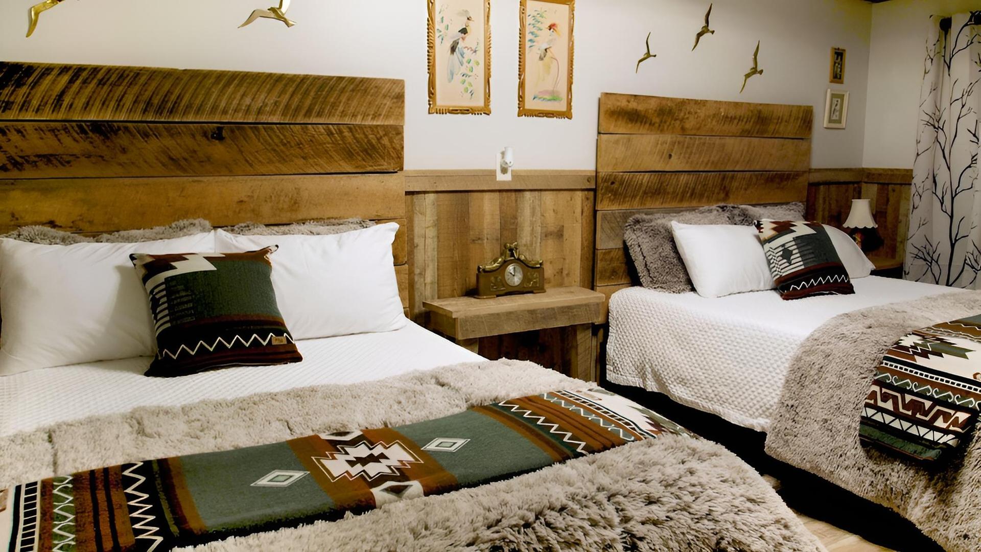Arthur Murray's Motel photo 68
