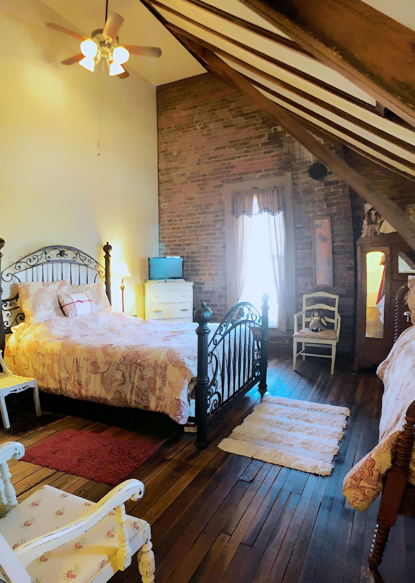 Main Street Bed & Breakfast Established in 1810 photo 2