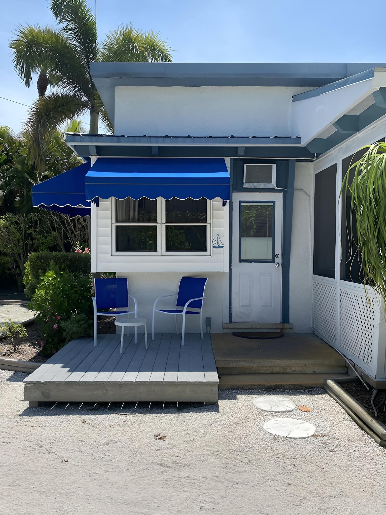 Tropical Winds Motel & Cottages photo 16