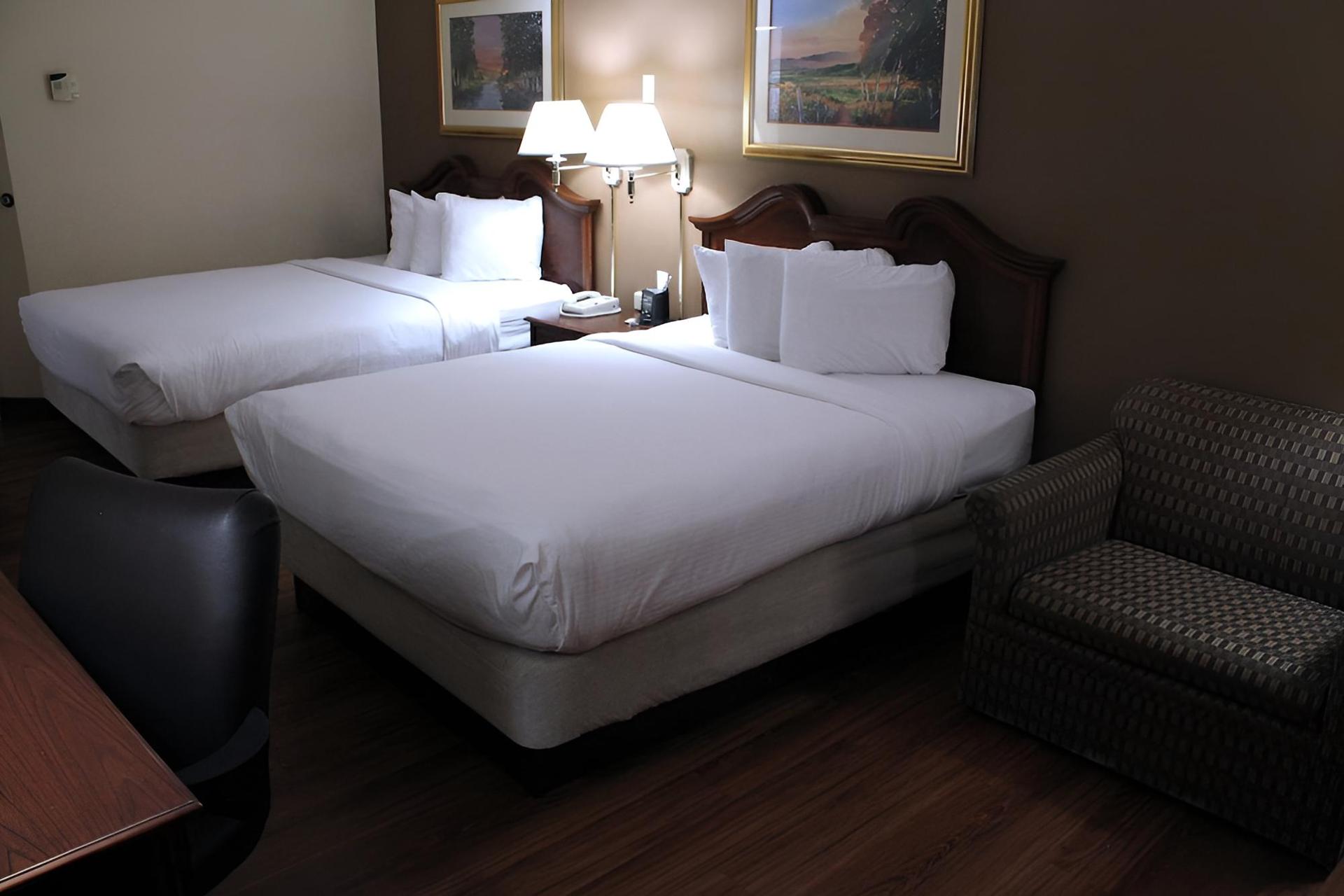 Auburn Place Hotel And Suites photo 18