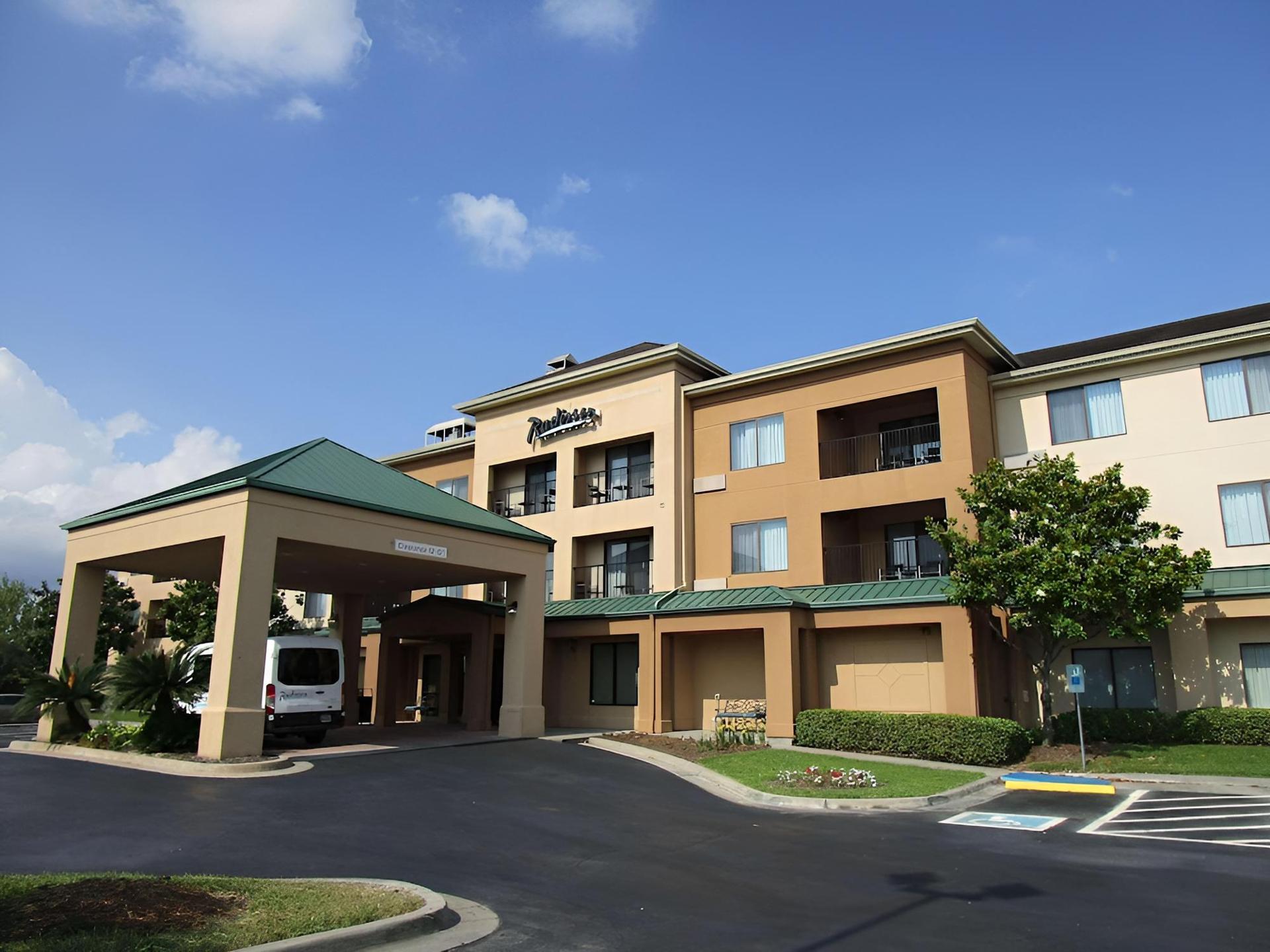 Radisson Hotel Houston Intercontinental Airport North photo 1