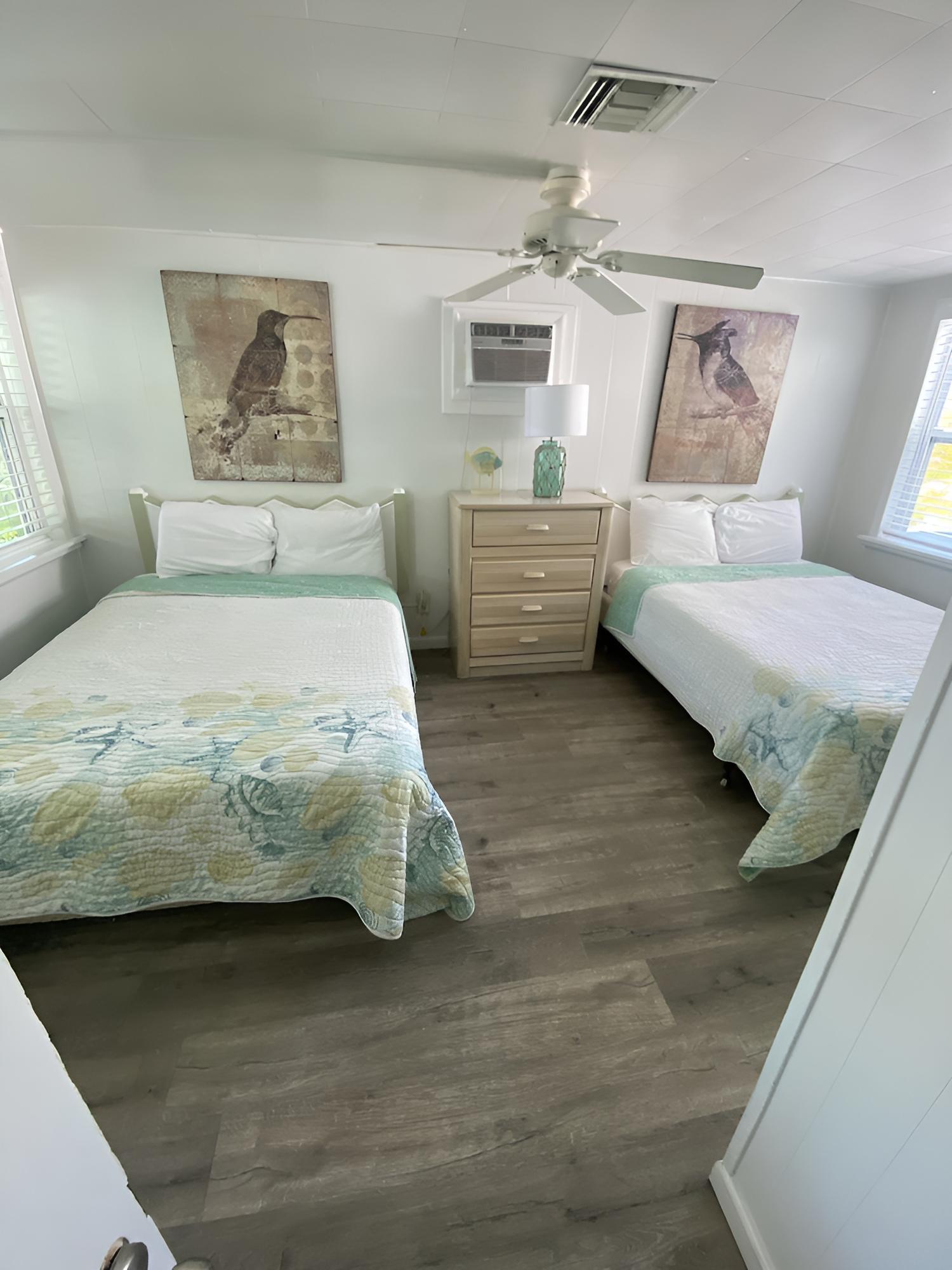 Tropical Winds Motel & Cottages photo 43