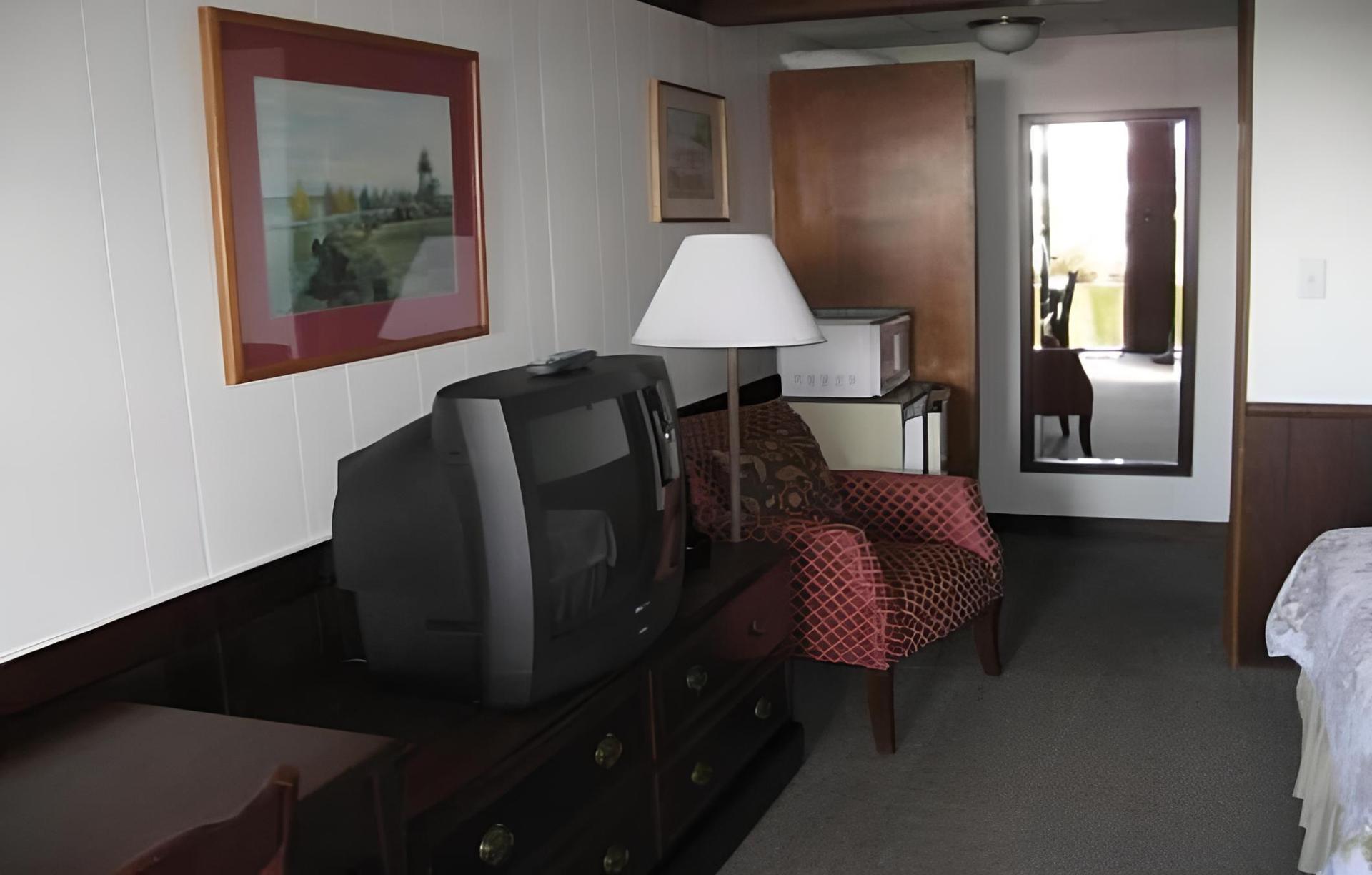 Sea Whale Motel photo 12