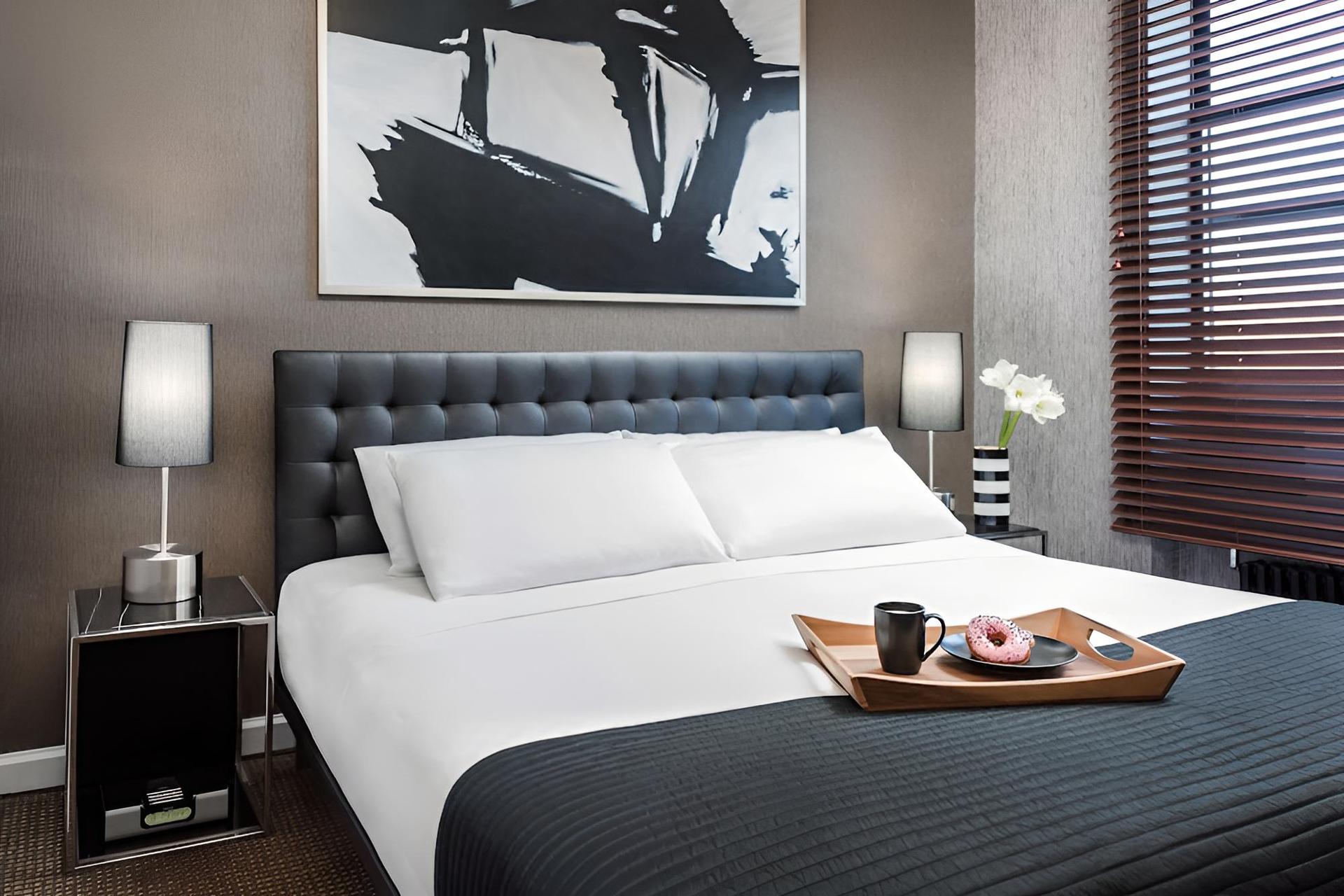 Park West Hotel photo 8