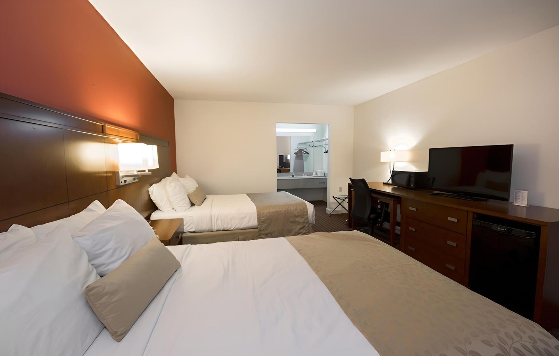 Ramada by Wyndham Walterboro photo 3