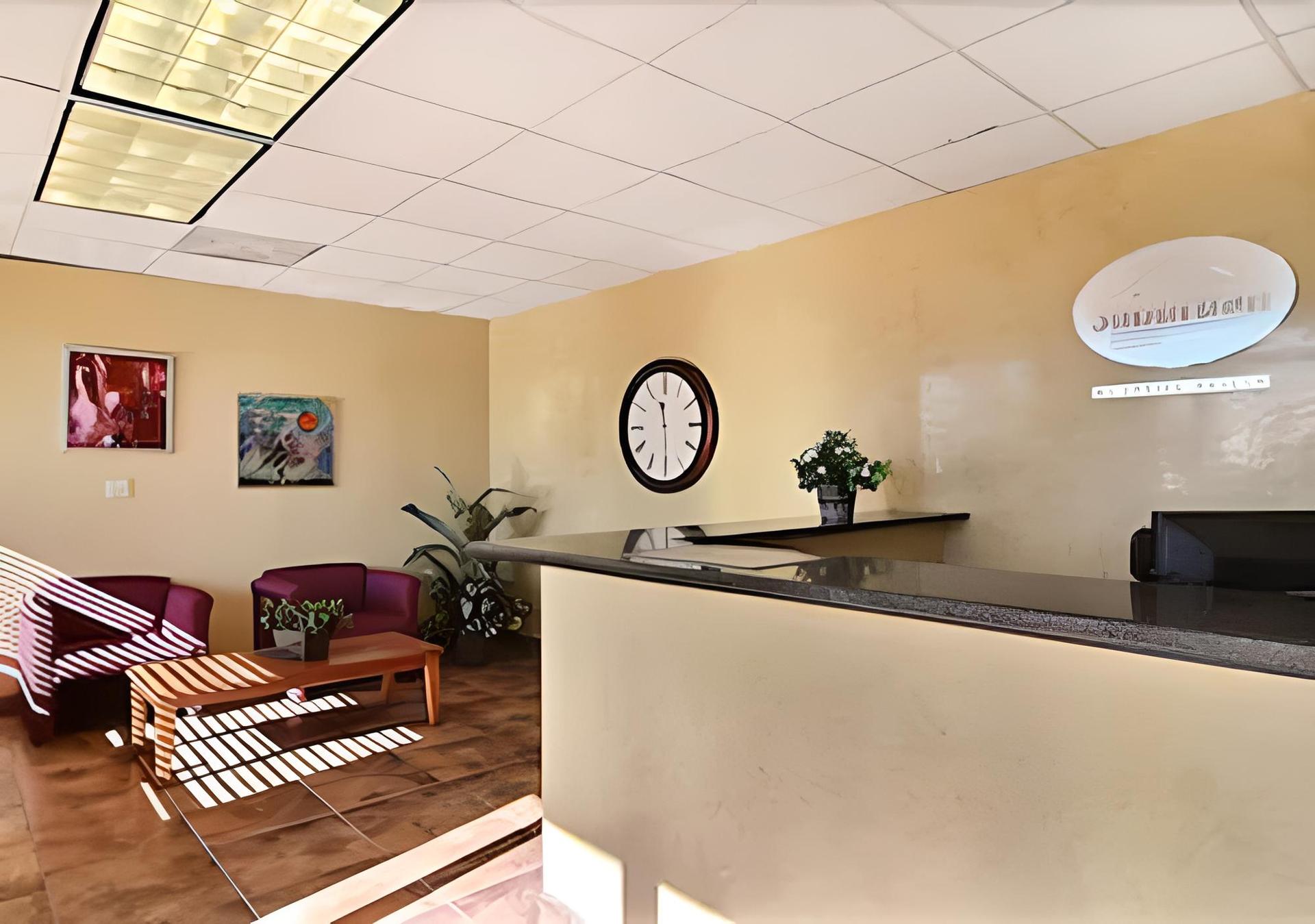 Suburban Studios East photo 4