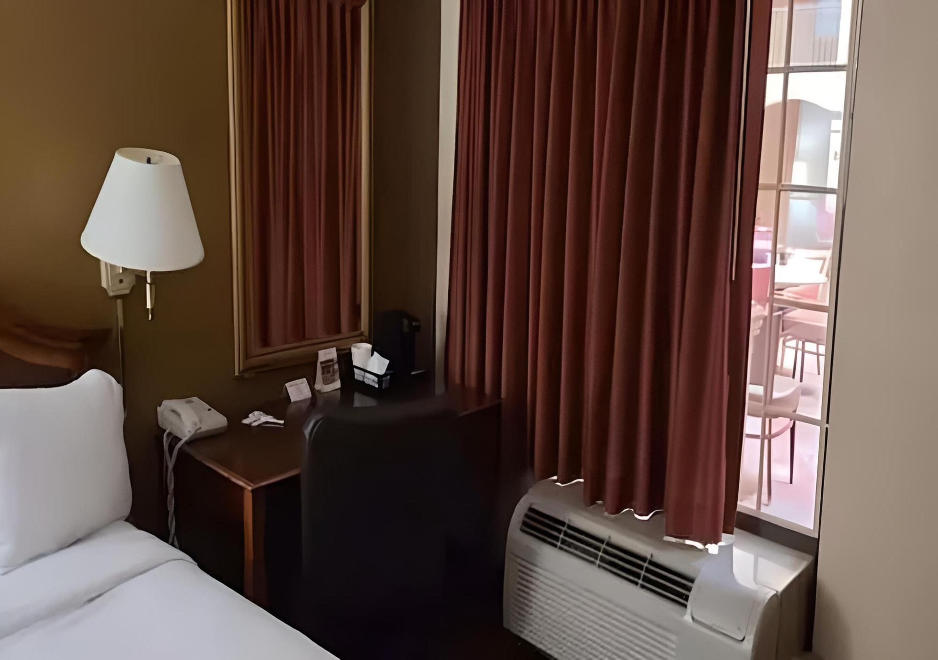 Auburn Place Hotel And Suites photo 23