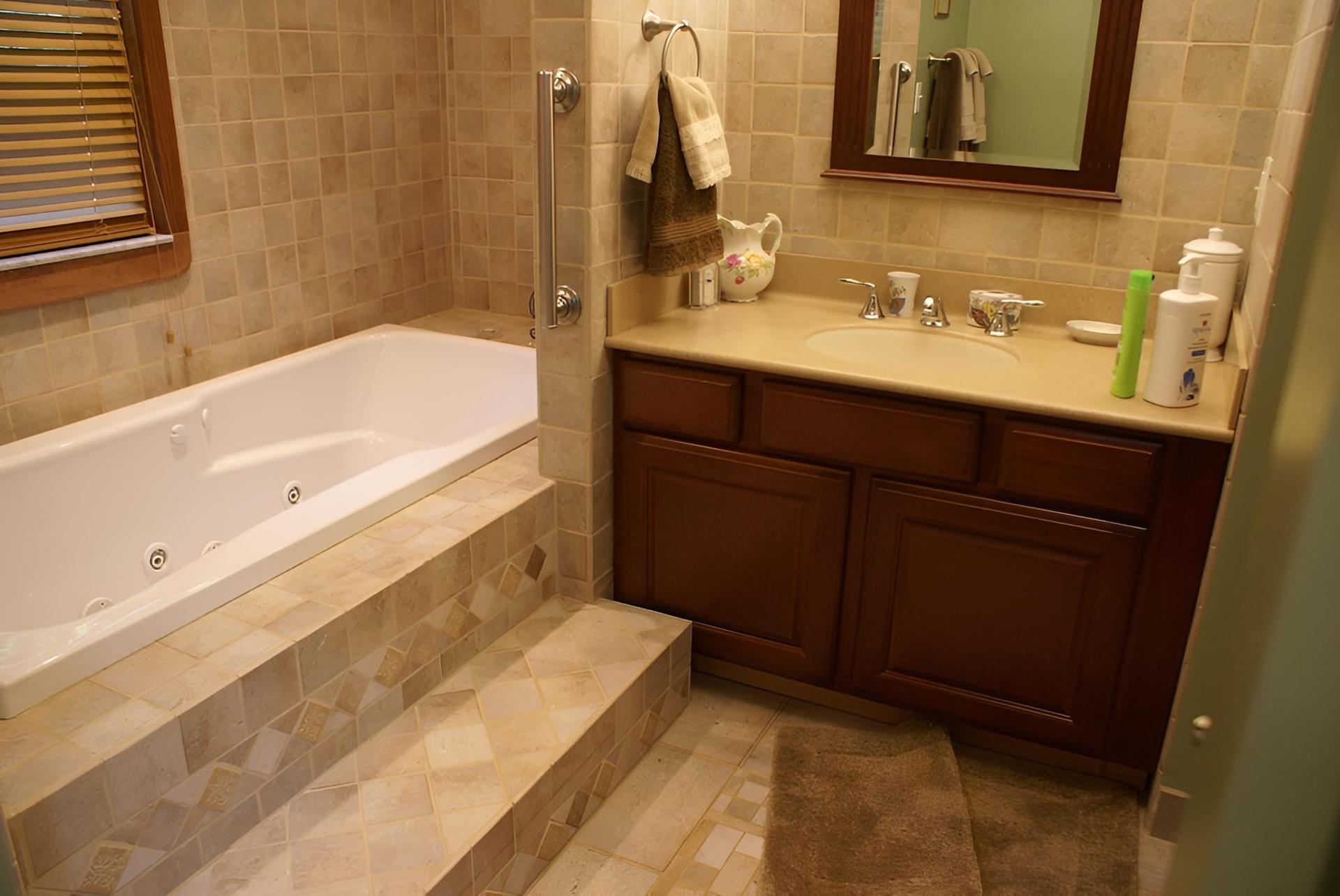 The Ebenezer House Bed & Breakfast photo 7
