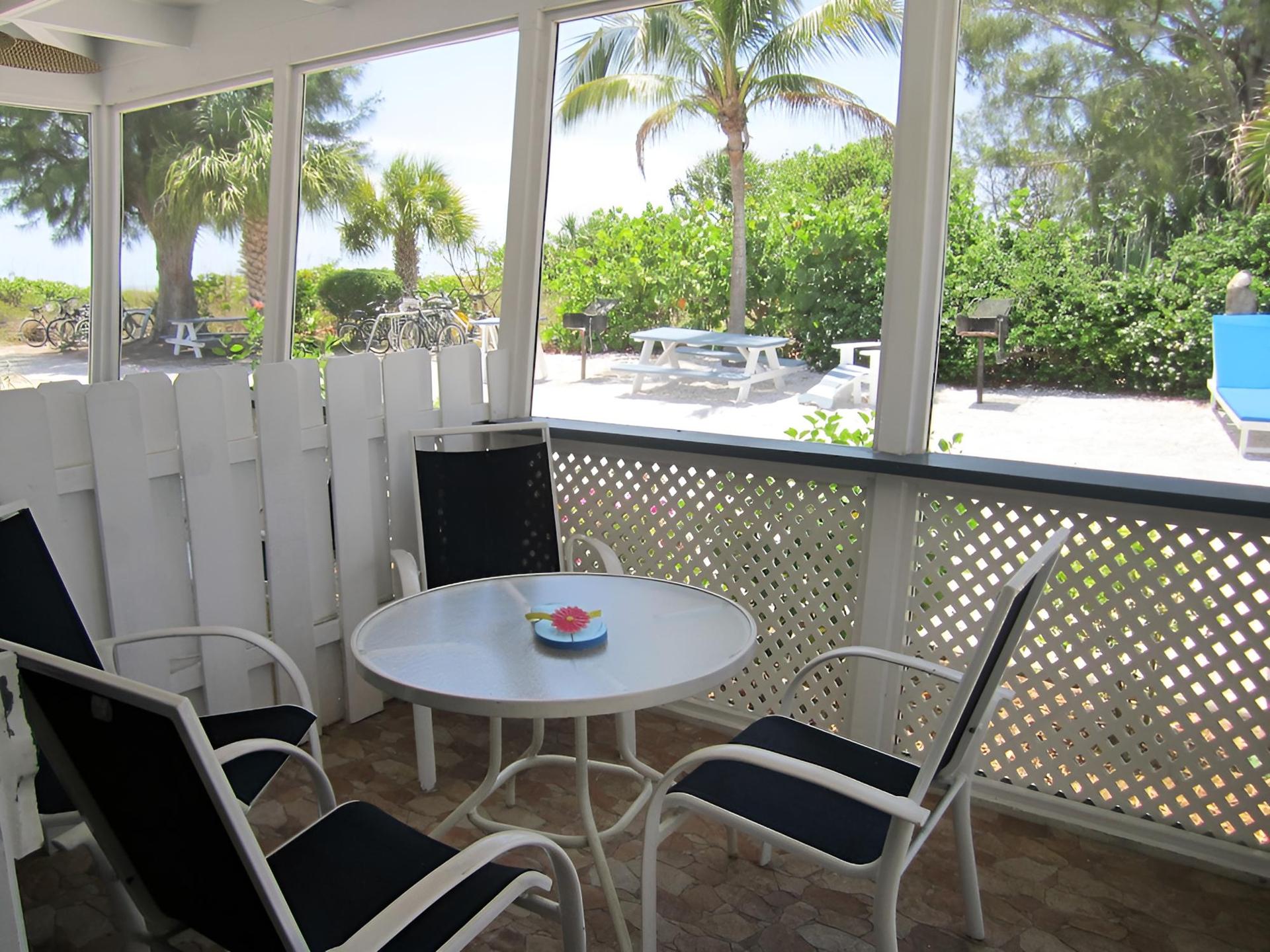 Tropical Winds Motel & Cottages photo 15