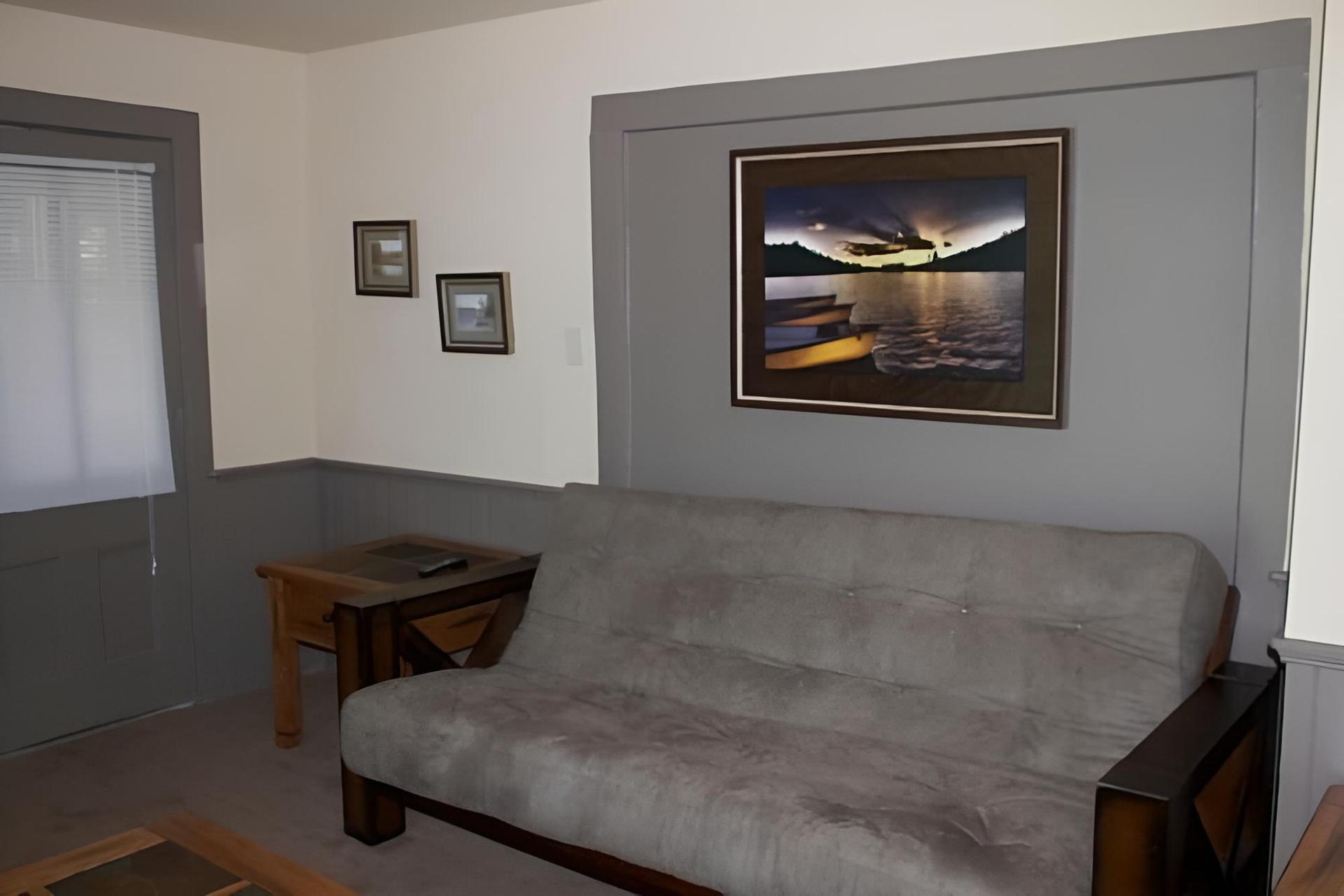 Shore Meadows Motel photo 37