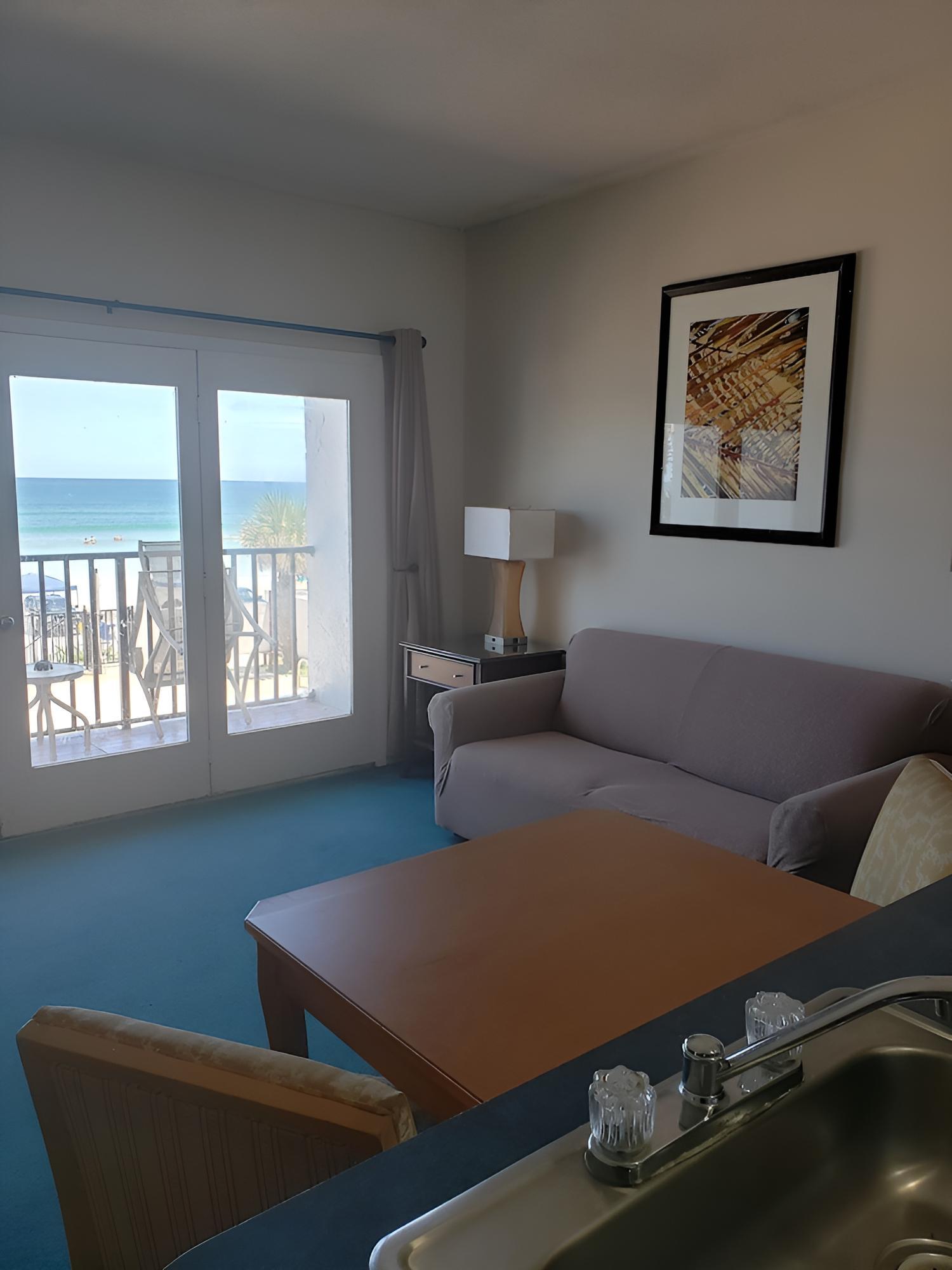 Beach Quarters Daytona photo 43
