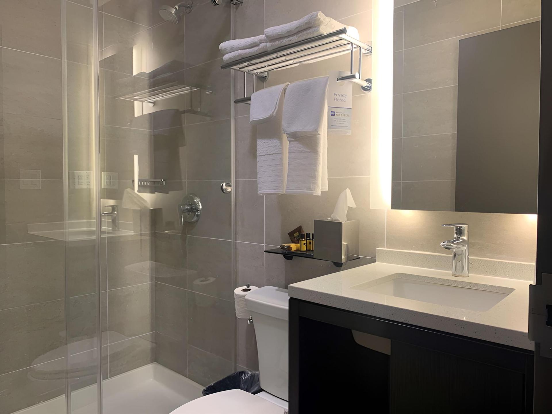 Best Western Plus Executive Residency Bronx photo 5