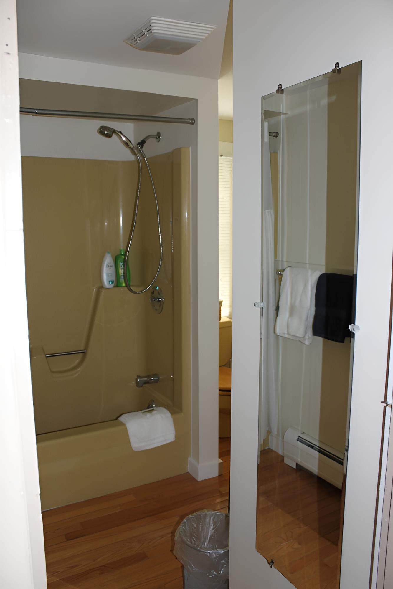 Chatham Guest Rooms photo 8