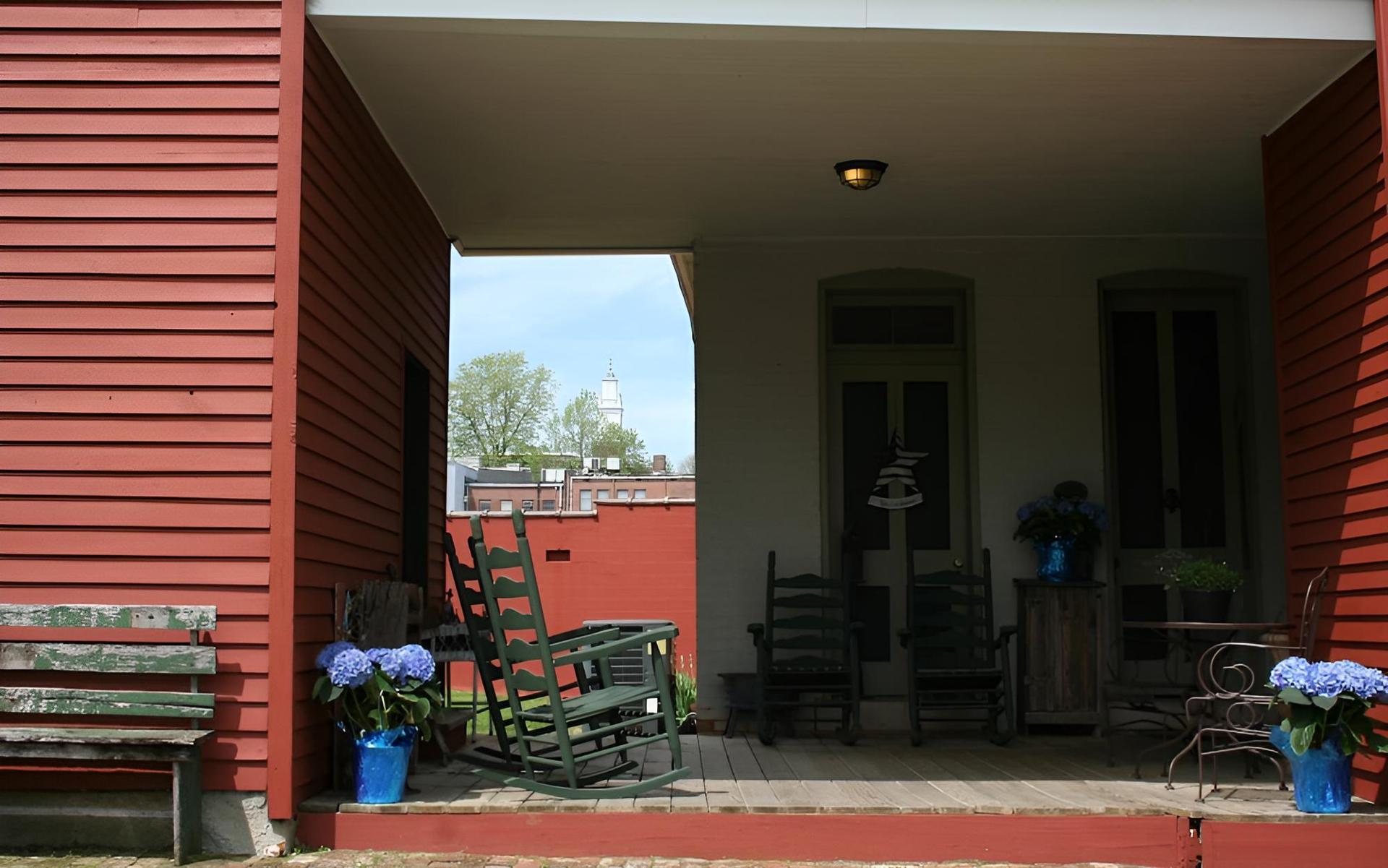Main Street Bed & Breakfast Established in 1810 photo 35