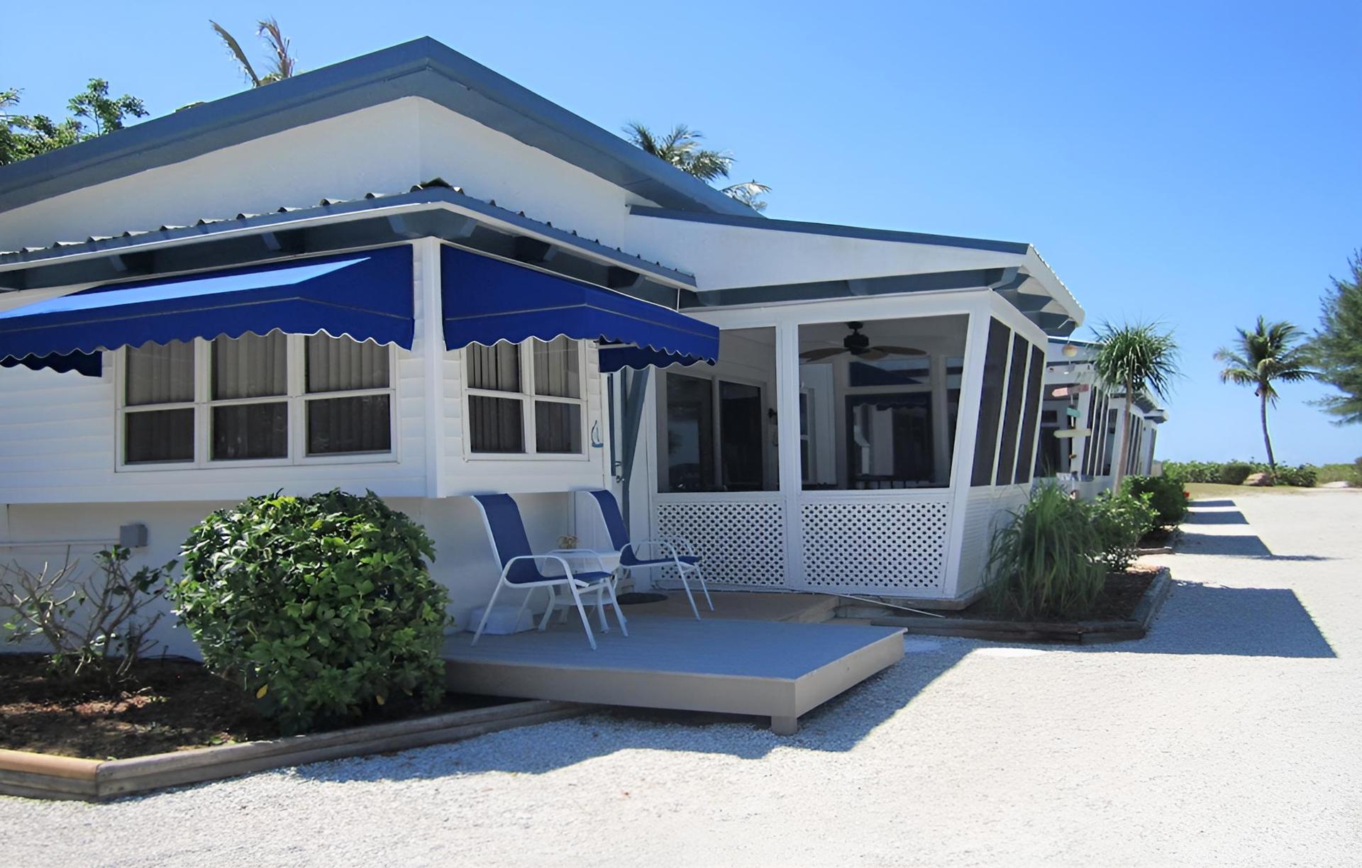 Tropical Winds Motel & Cottages photo 24