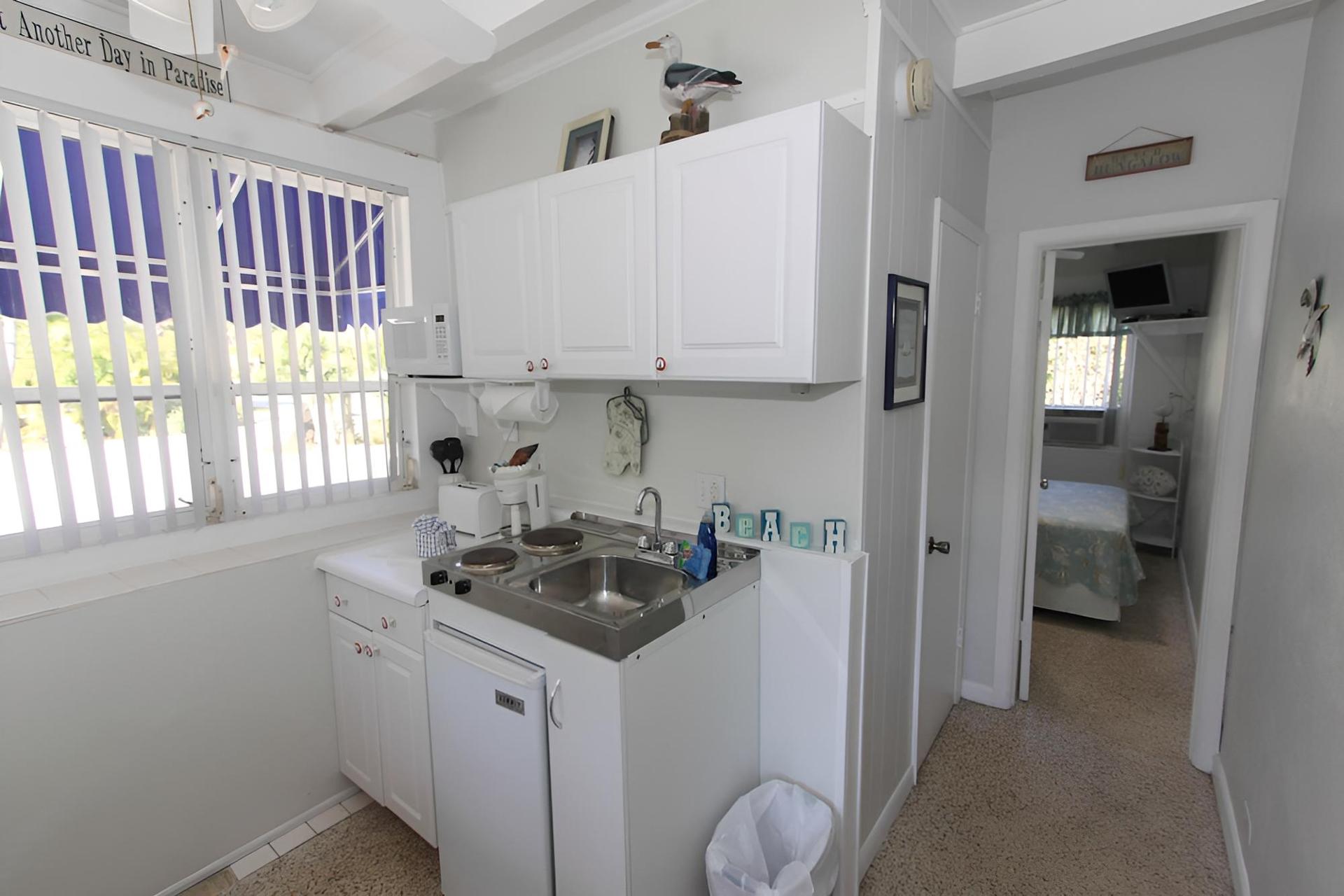 Tropical Winds Motel & Cottages photo 29