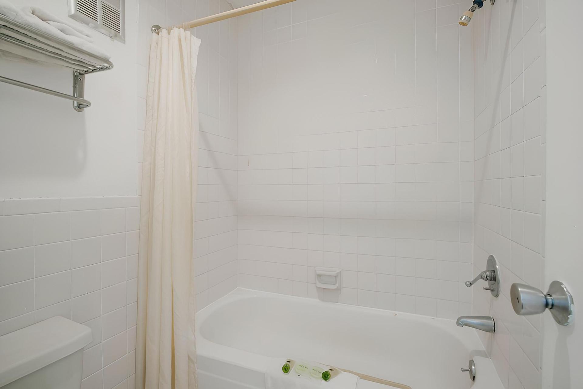 Hotel O Grand Inn Channelview I-10 photo 20