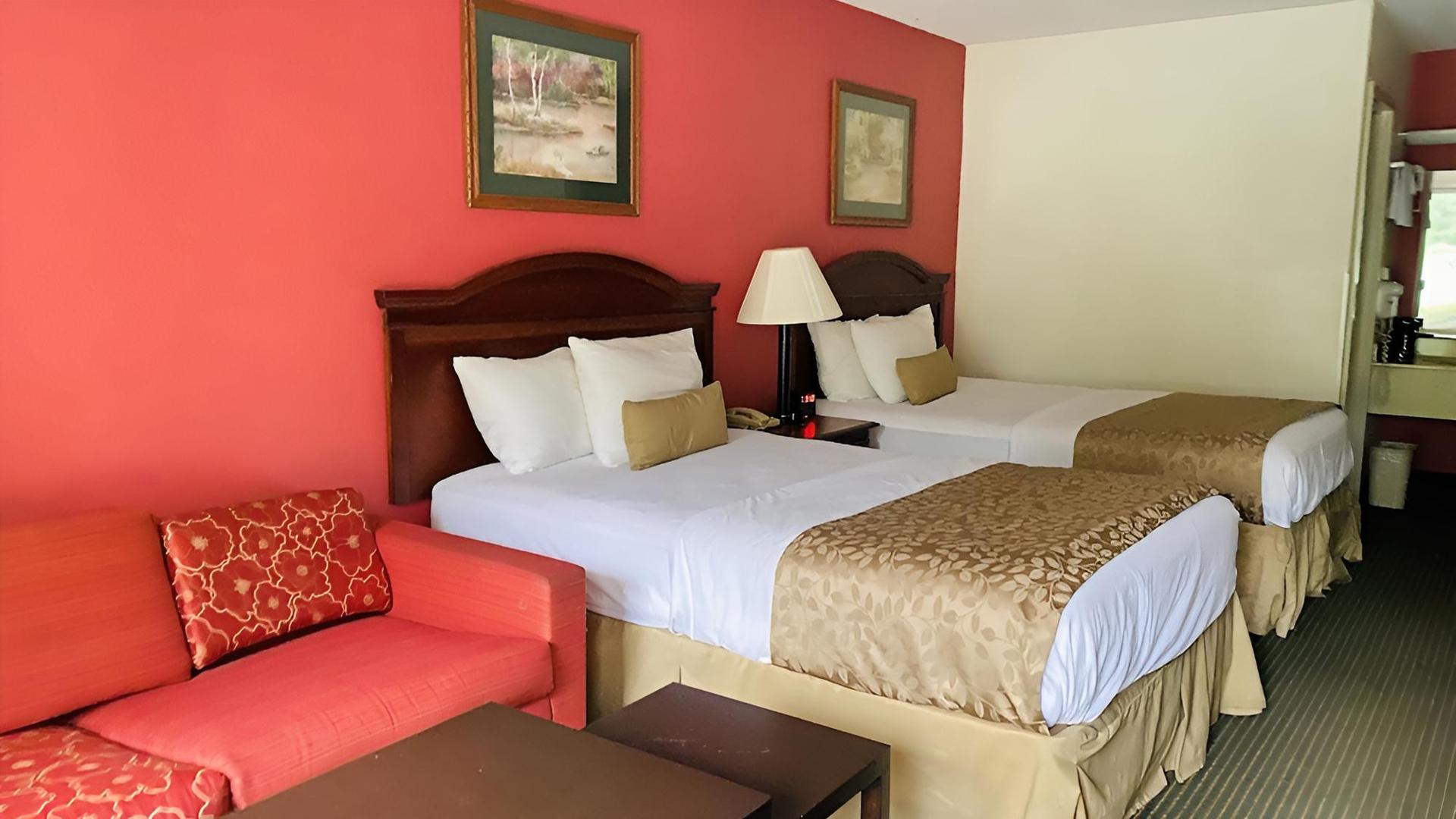 Ramada by Wyndham Walterboro photo 13