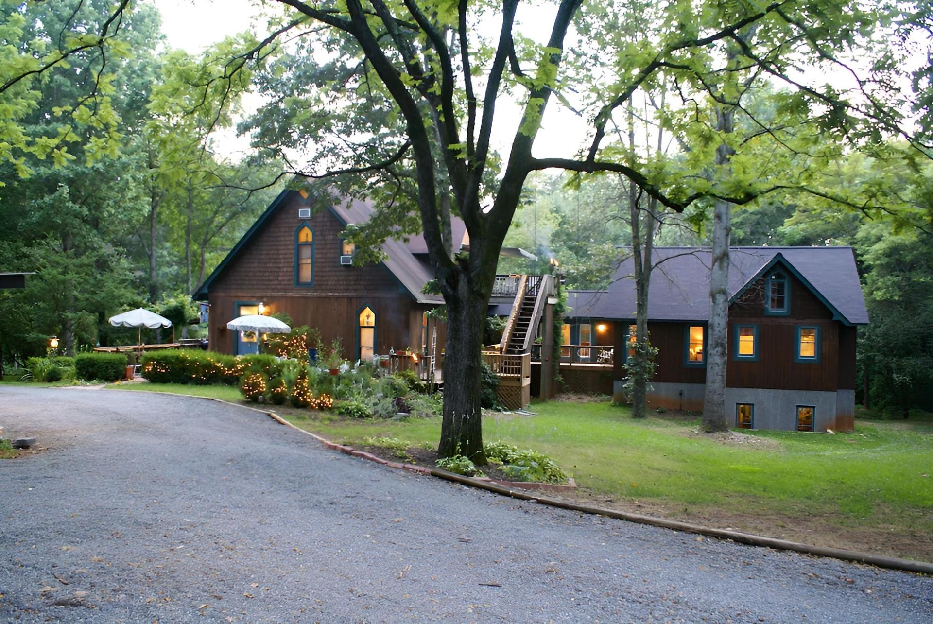 The Ebenezer House Bed & Breakfast photo 1