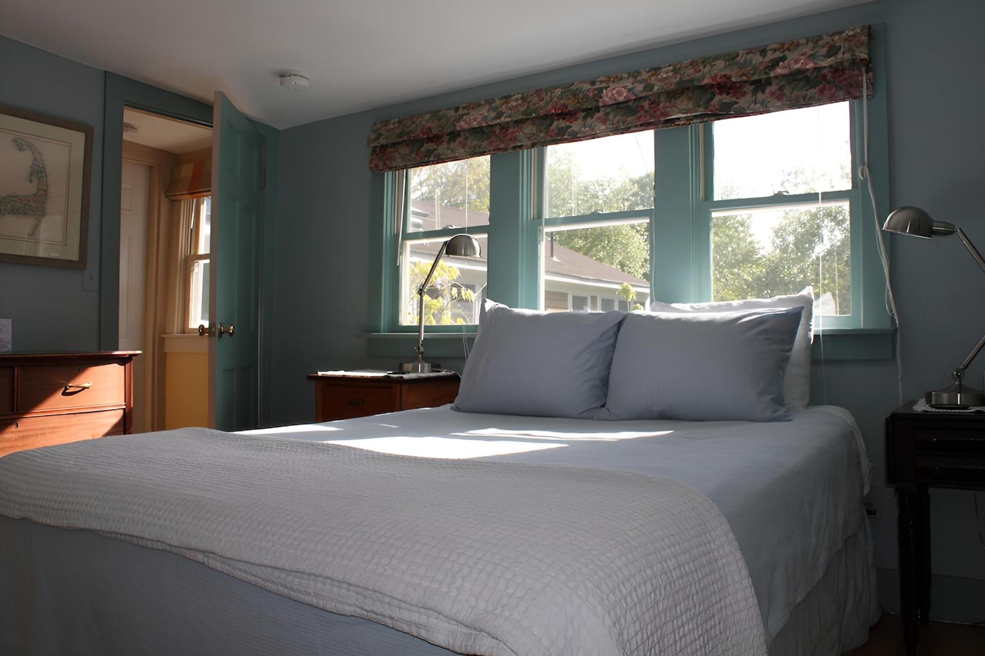 Chatham Guest Rooms photo 17