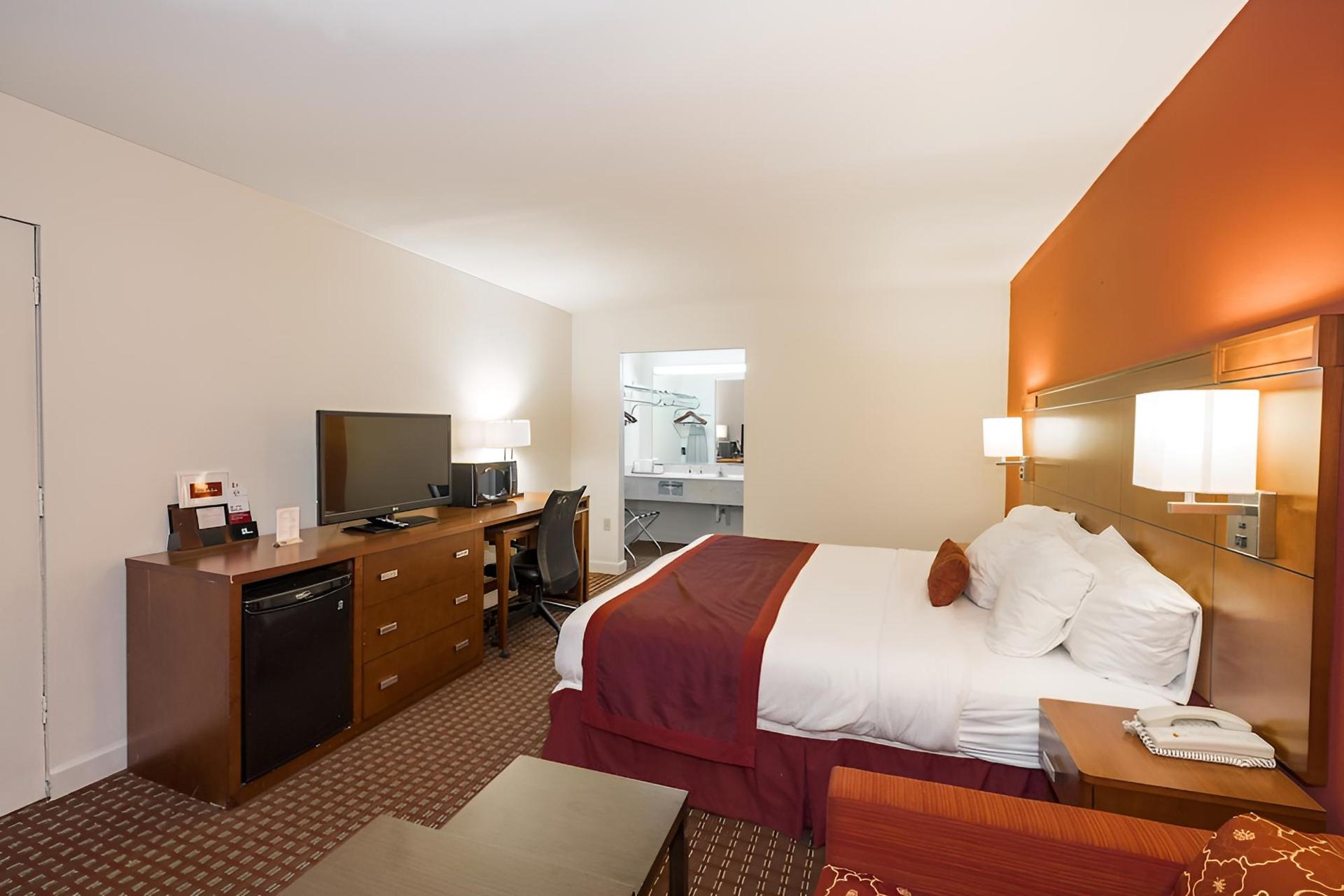 Ramada by Wyndham Walterboro photo 62