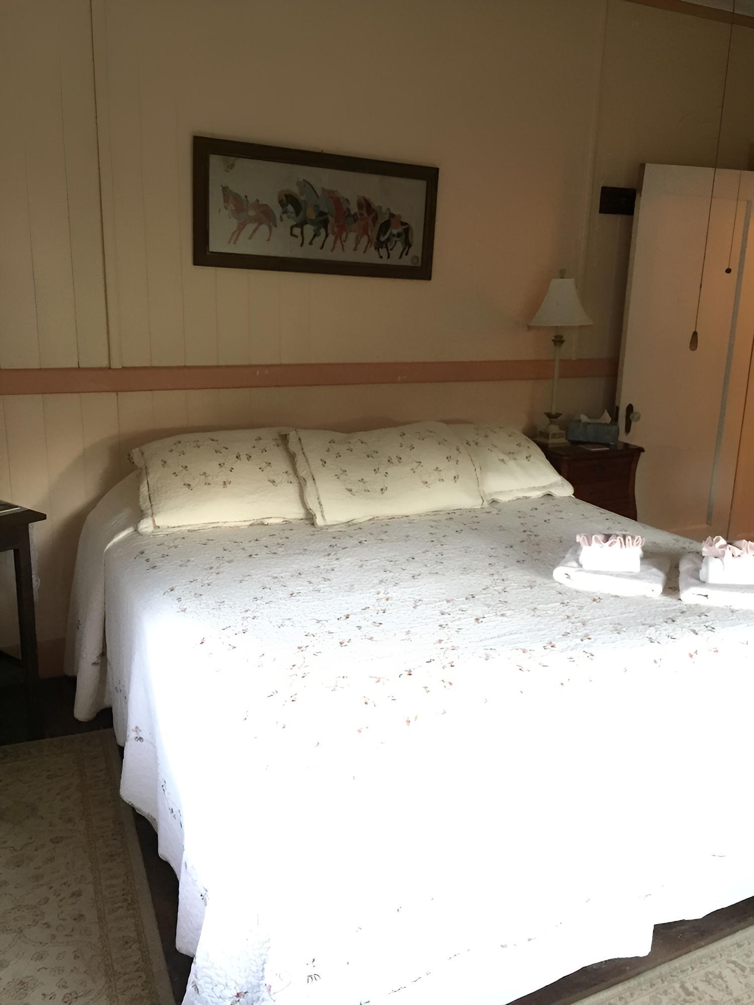 Maureen's Bed & Breakfast photo 16