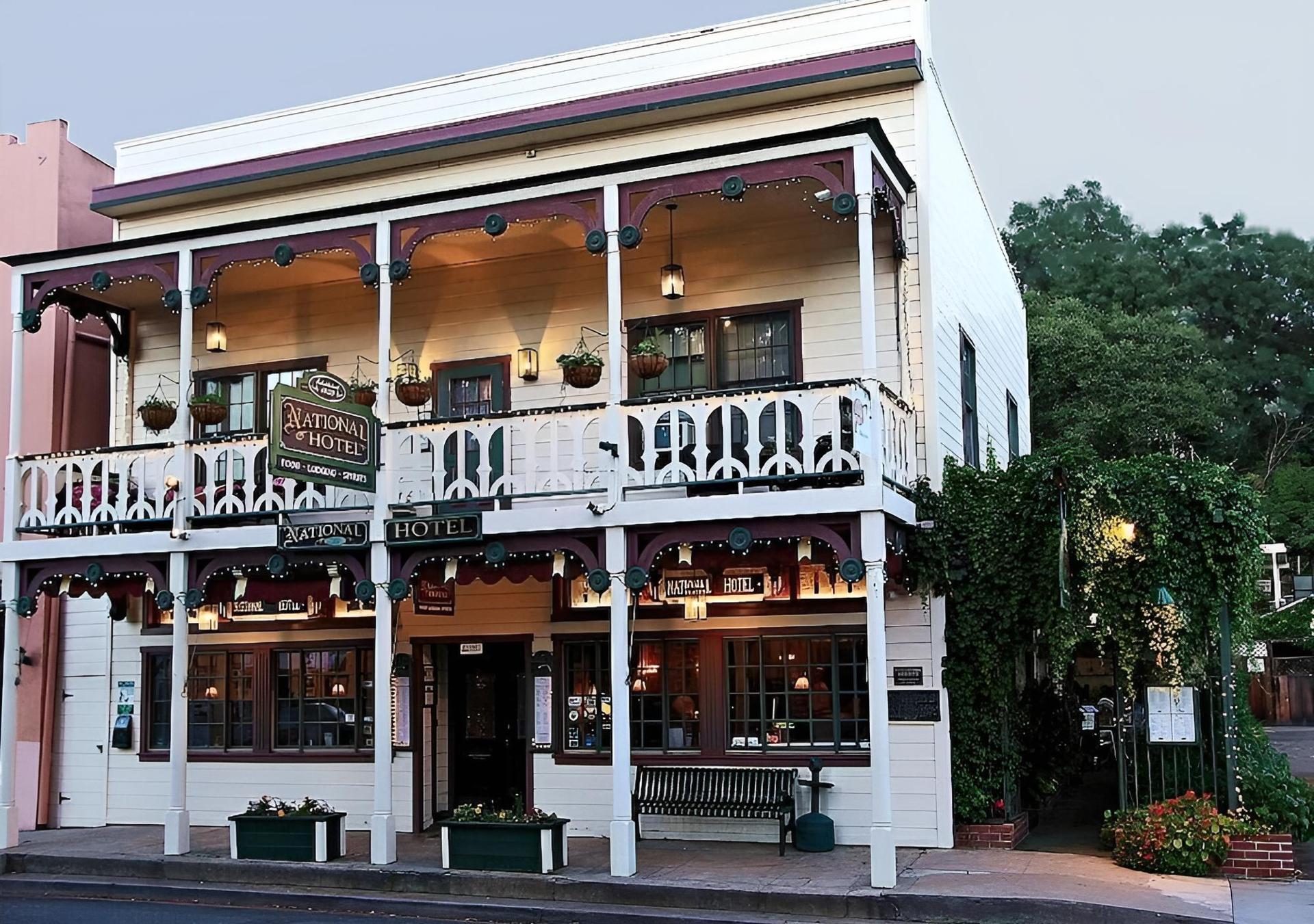 Historic National Hotel photo 14