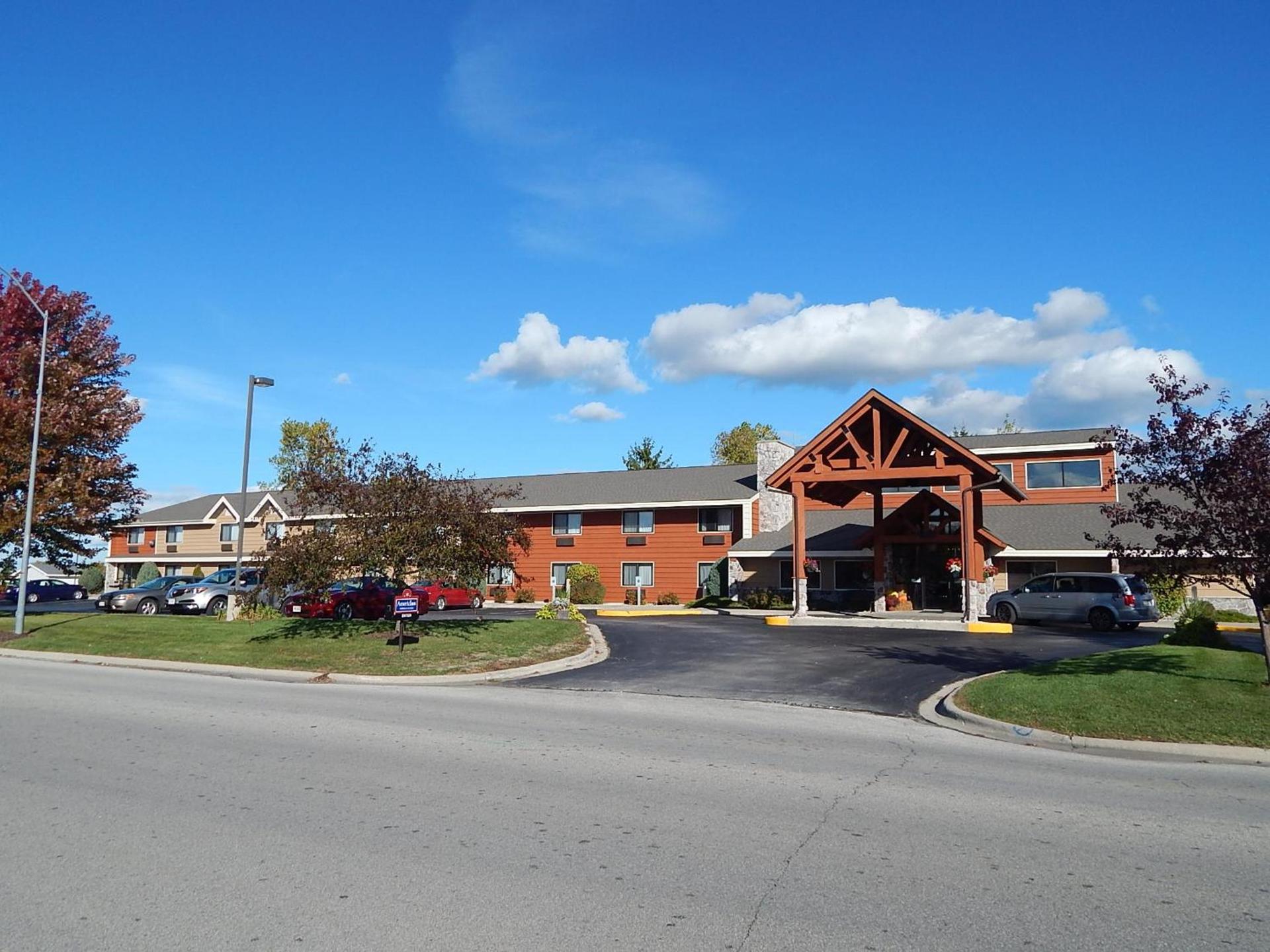 AmericInn by Wyndham Sturgeon Bay — hotel in Sturgeon Bay