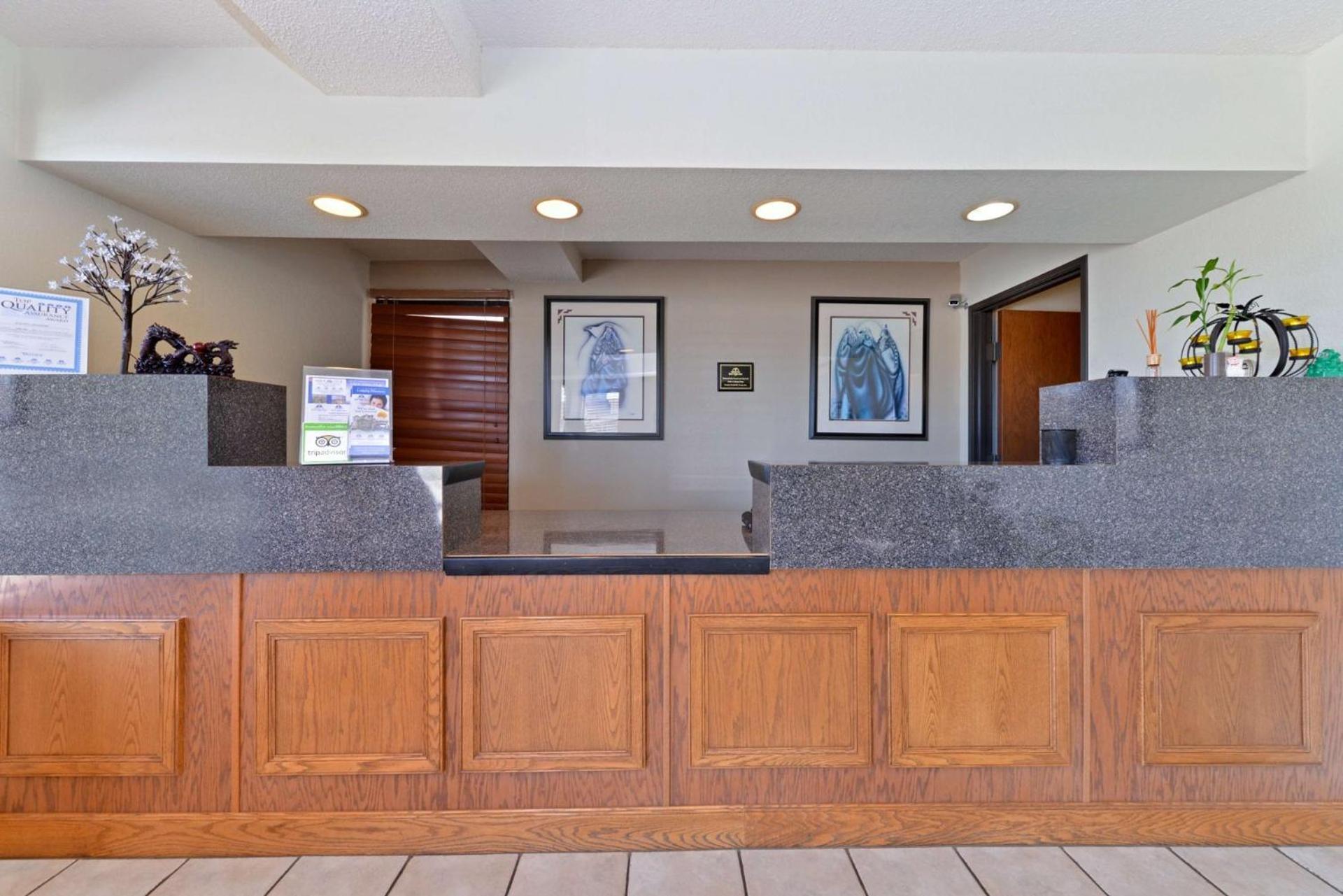 Executive Plus Inn and Suites — hotel in Elk City