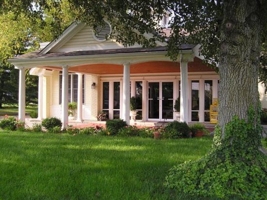 Kirkwood Inn — hotel in Mason