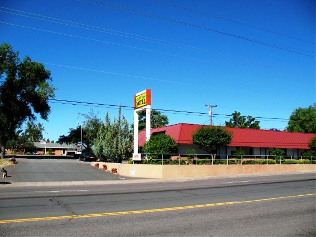 Golden West Motel — hotel in Klamath Falls