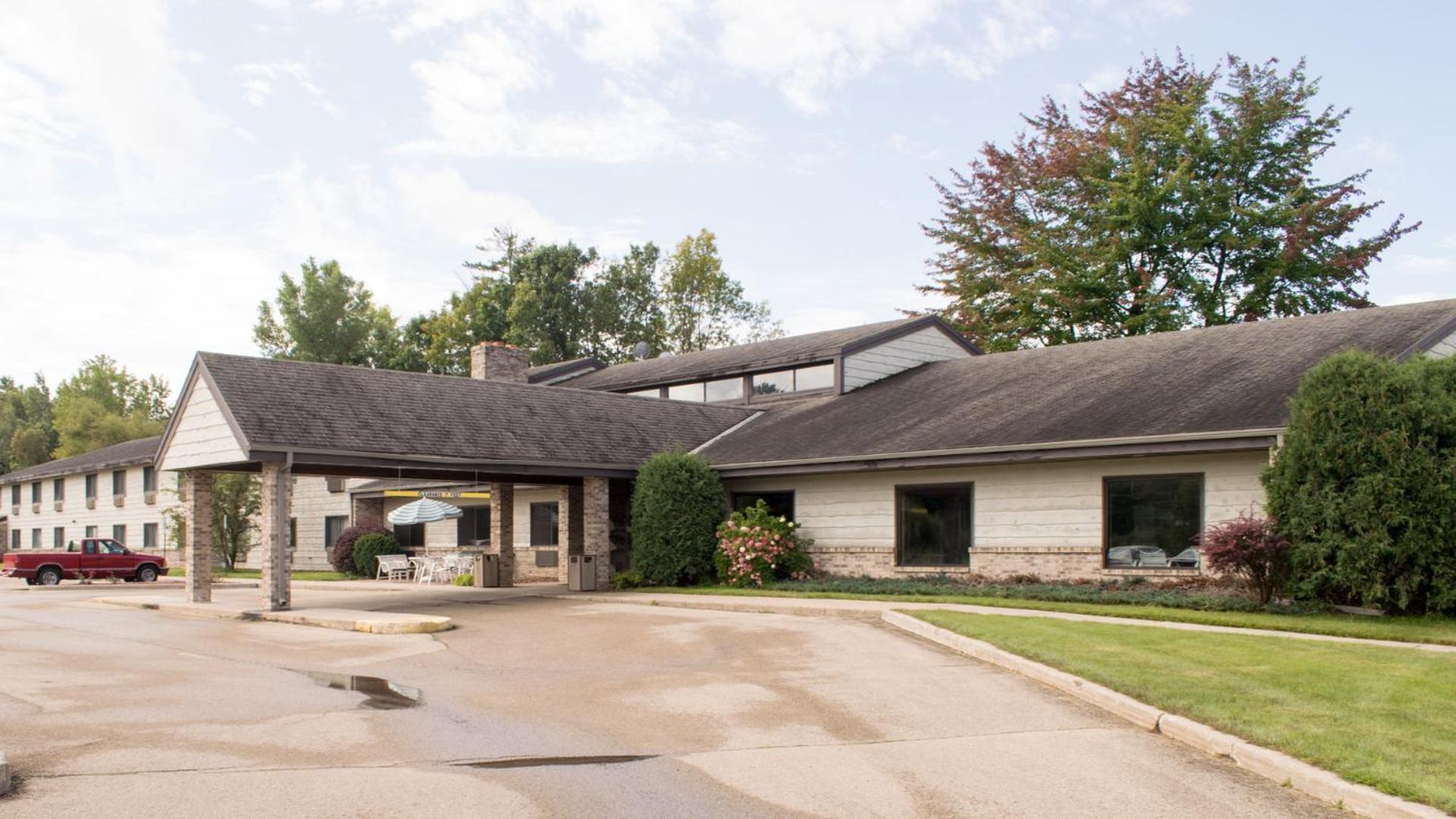 Odisha House of Rest — hotel in Shawano