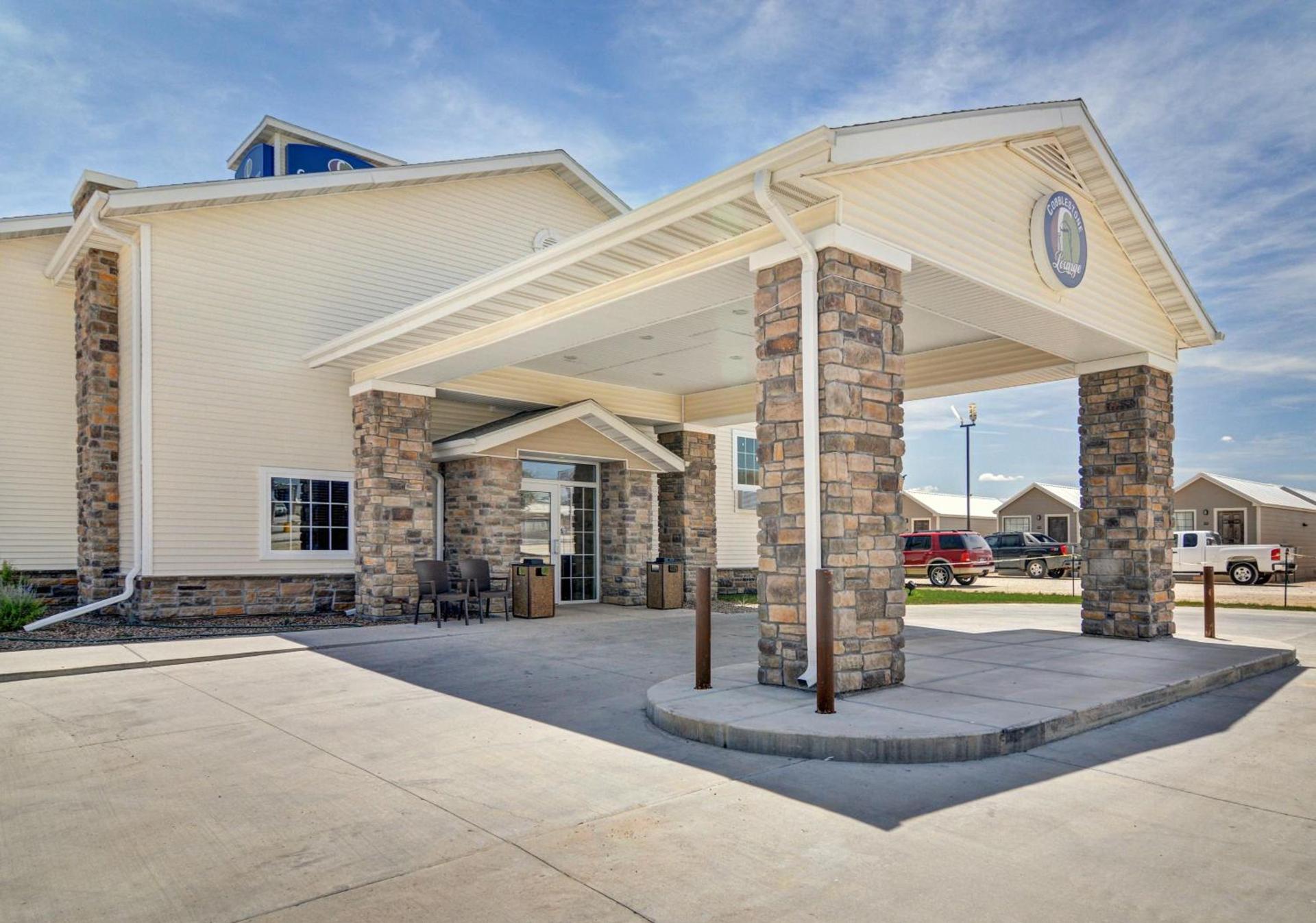 Cobblestone Inn & Suites - Big Lake — hotel in Big Lake