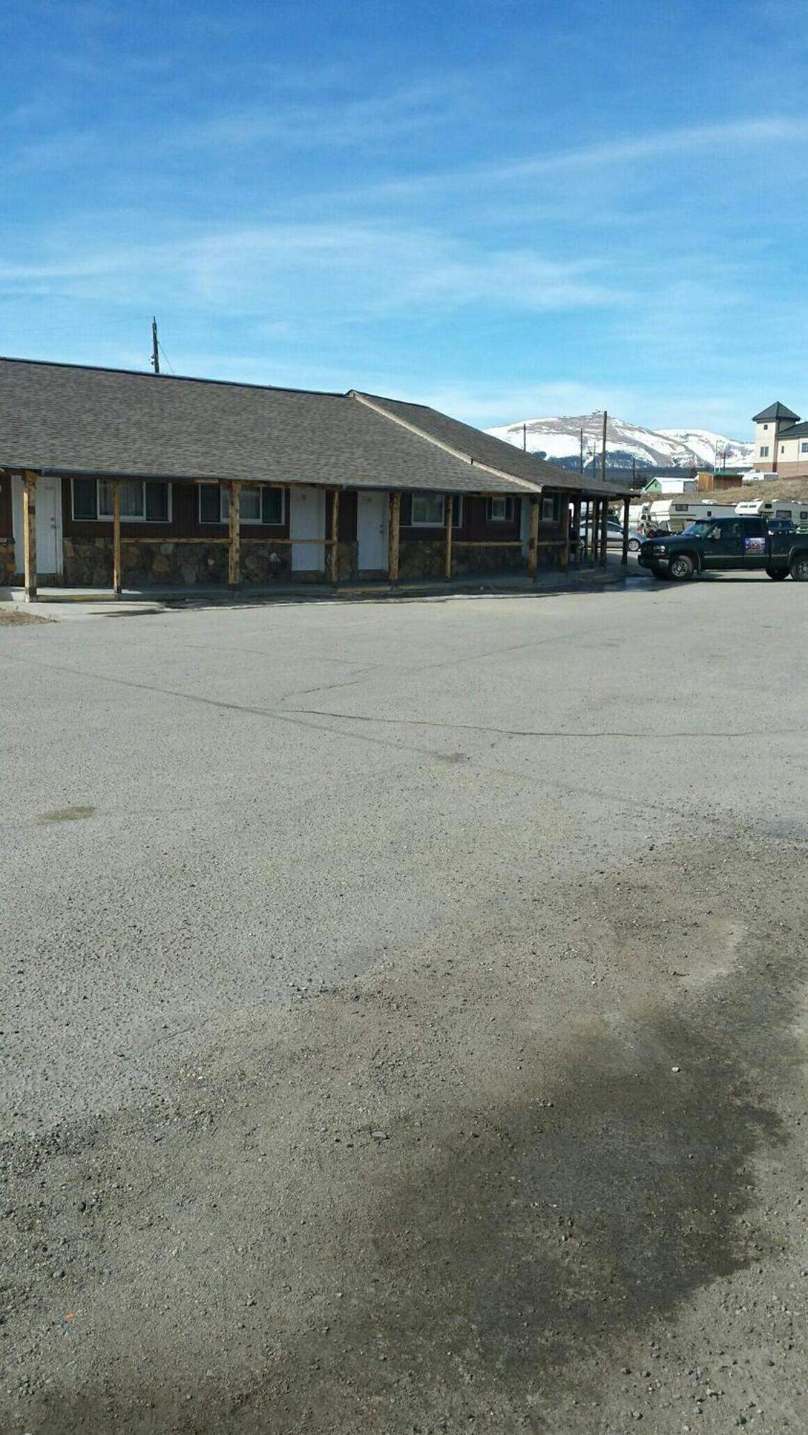 Western Inn Motel & RV Park