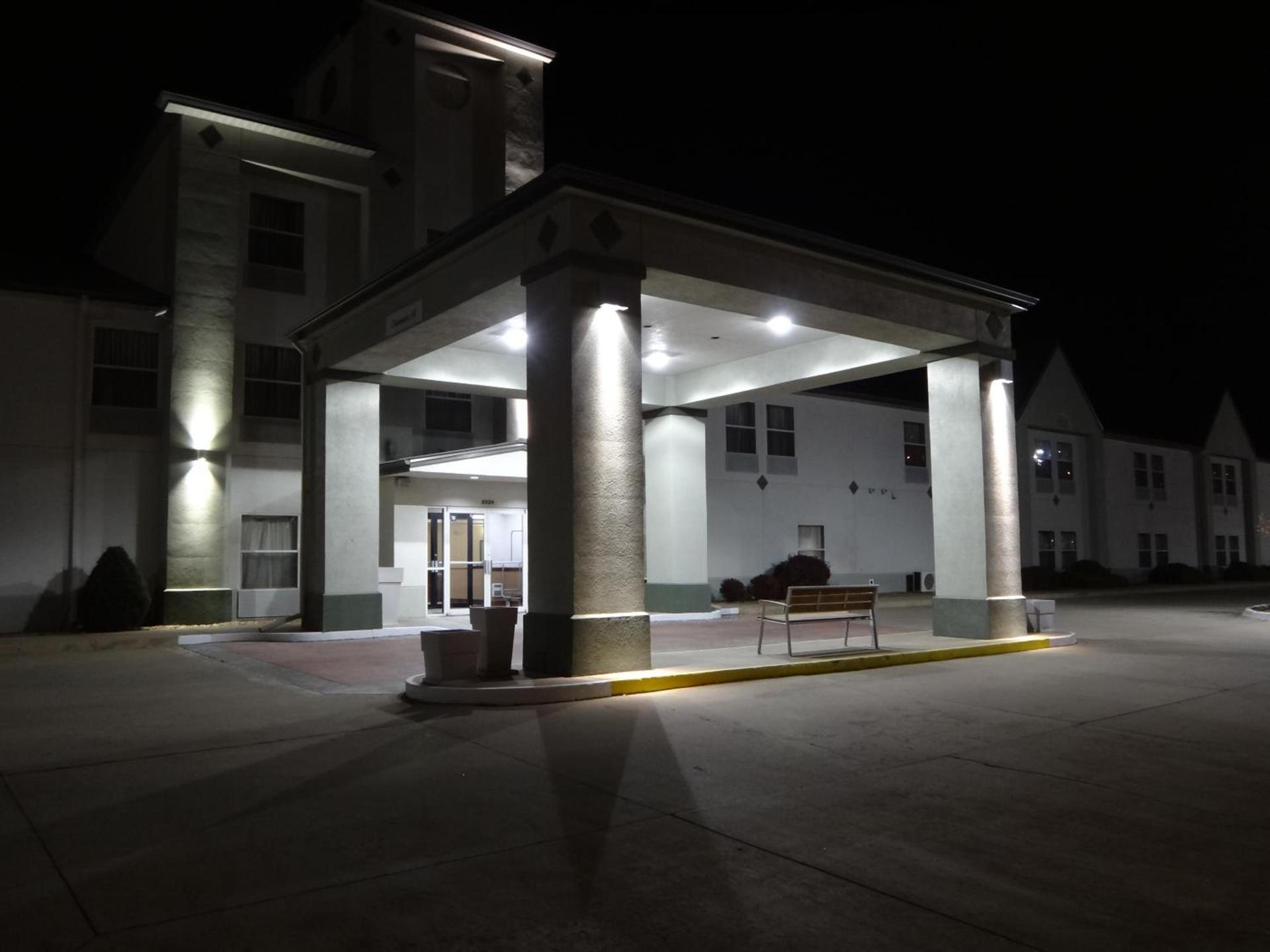 Days Inn by Wyndham Dodge City — hotel in Dodge City