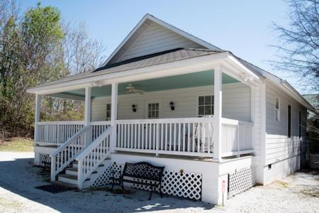 Swamp Rabbit Inn Travelers Rest — hotel in Travelers Rest