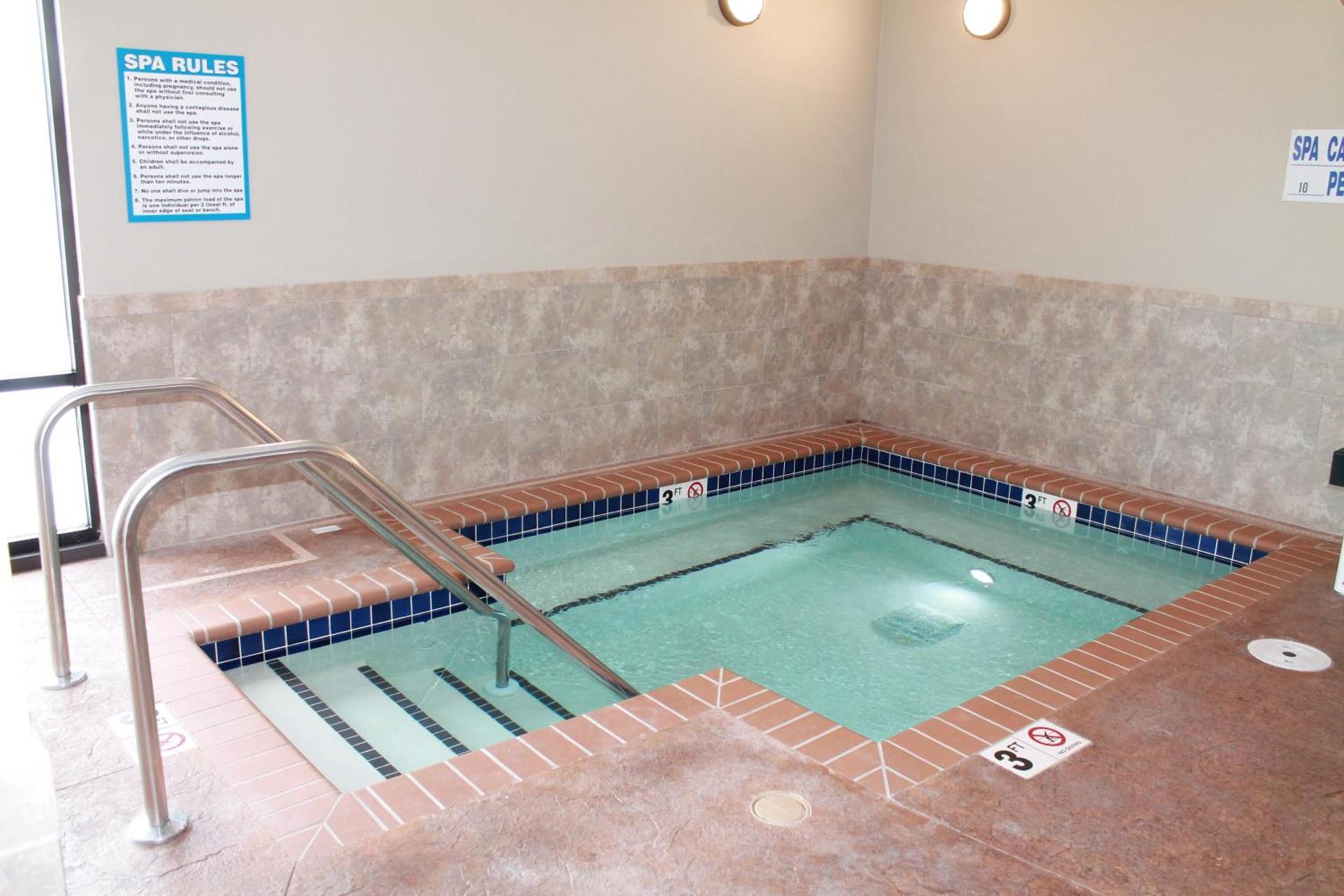 Brookstone Lodge & Suites - Emmetsburg — hotel in Emmetsburg
