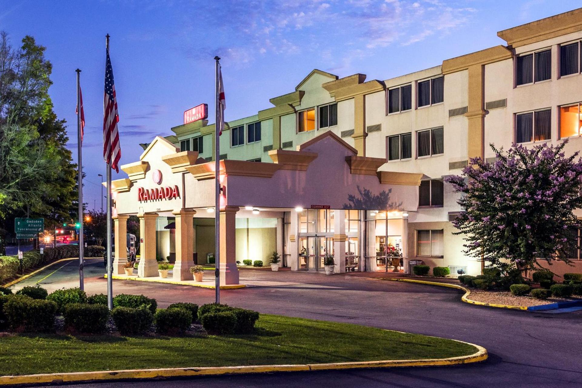 Ramada by Wyndham Birmingham Airport — hotel in Birmingham