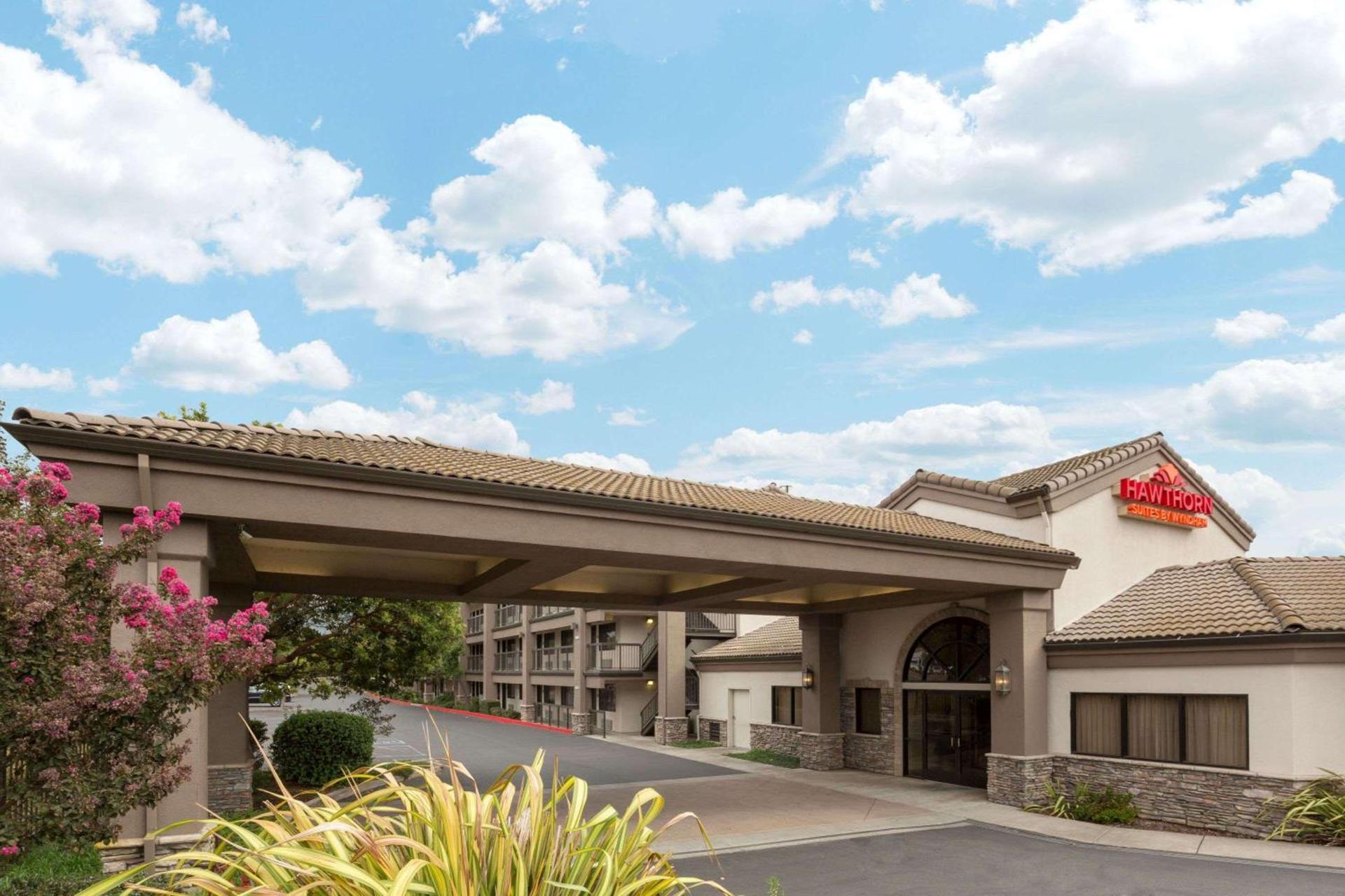Hawthorn Suites by Wyndham Napa Valley — hotel in Napa