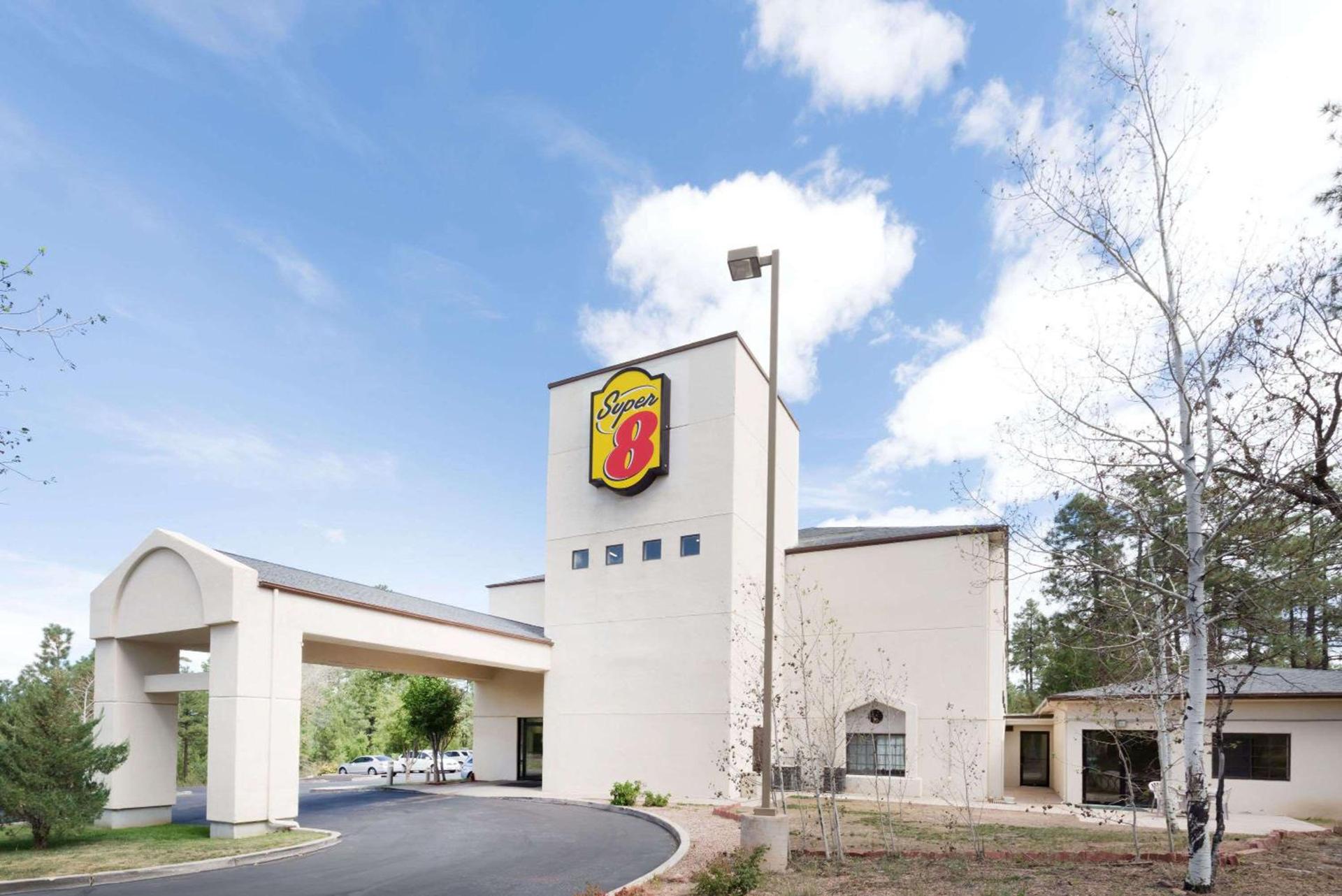 Super 8 by Wyndham Show Low — hotel in Show Low
